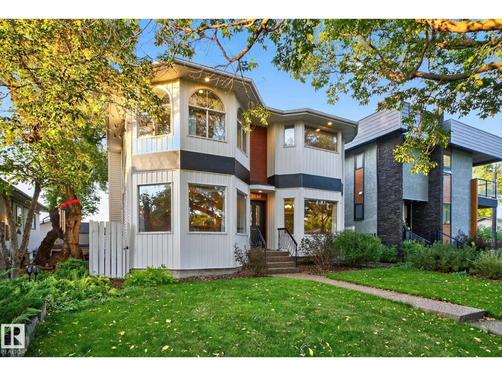 3814 108 AV NW
