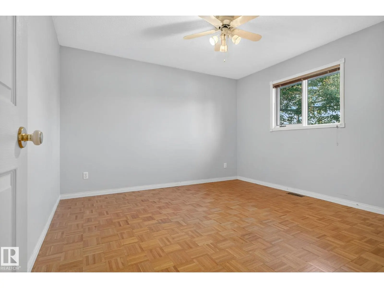 3814 108 AV NW