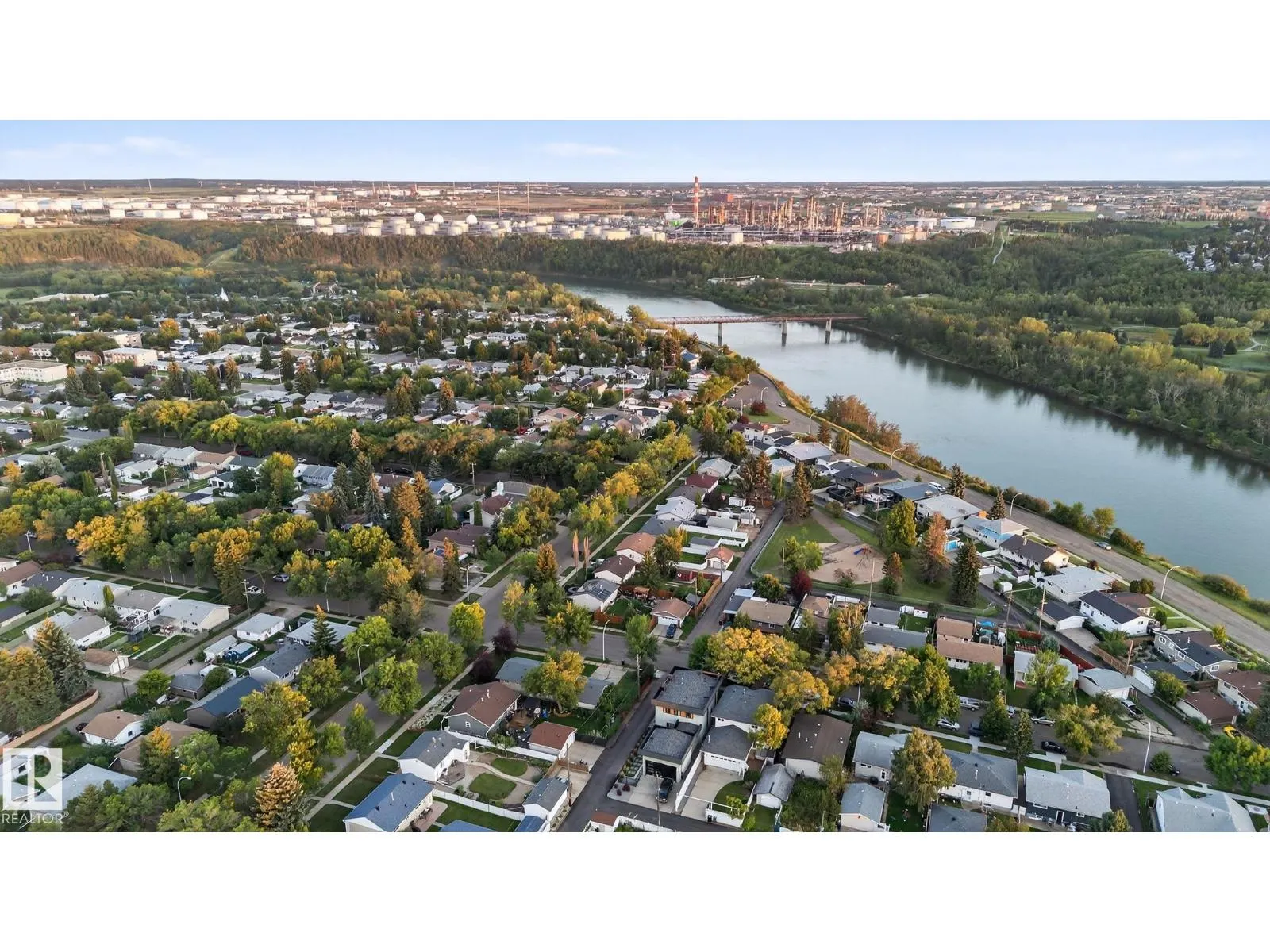 3814 108 AV NW