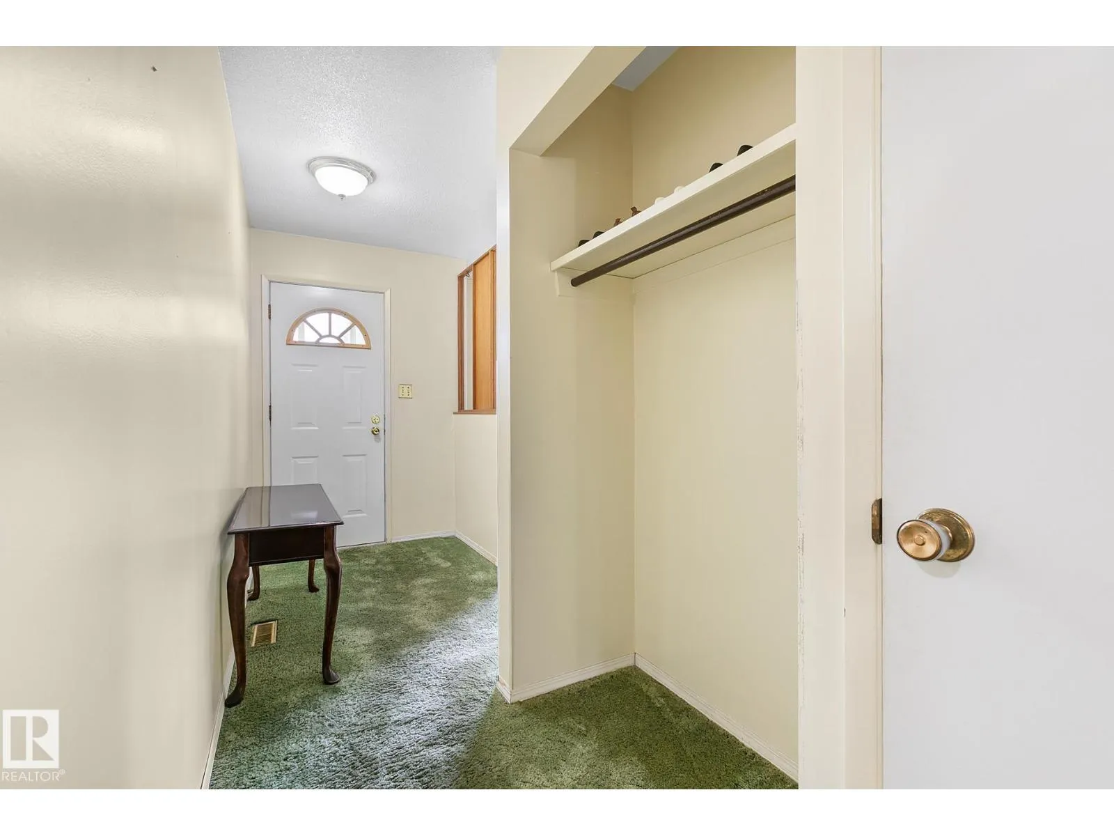 15015 95 ST NW