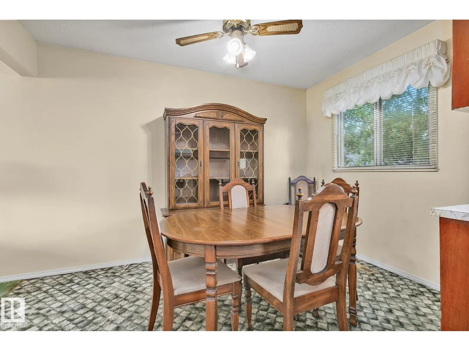 15015 95 ST NW