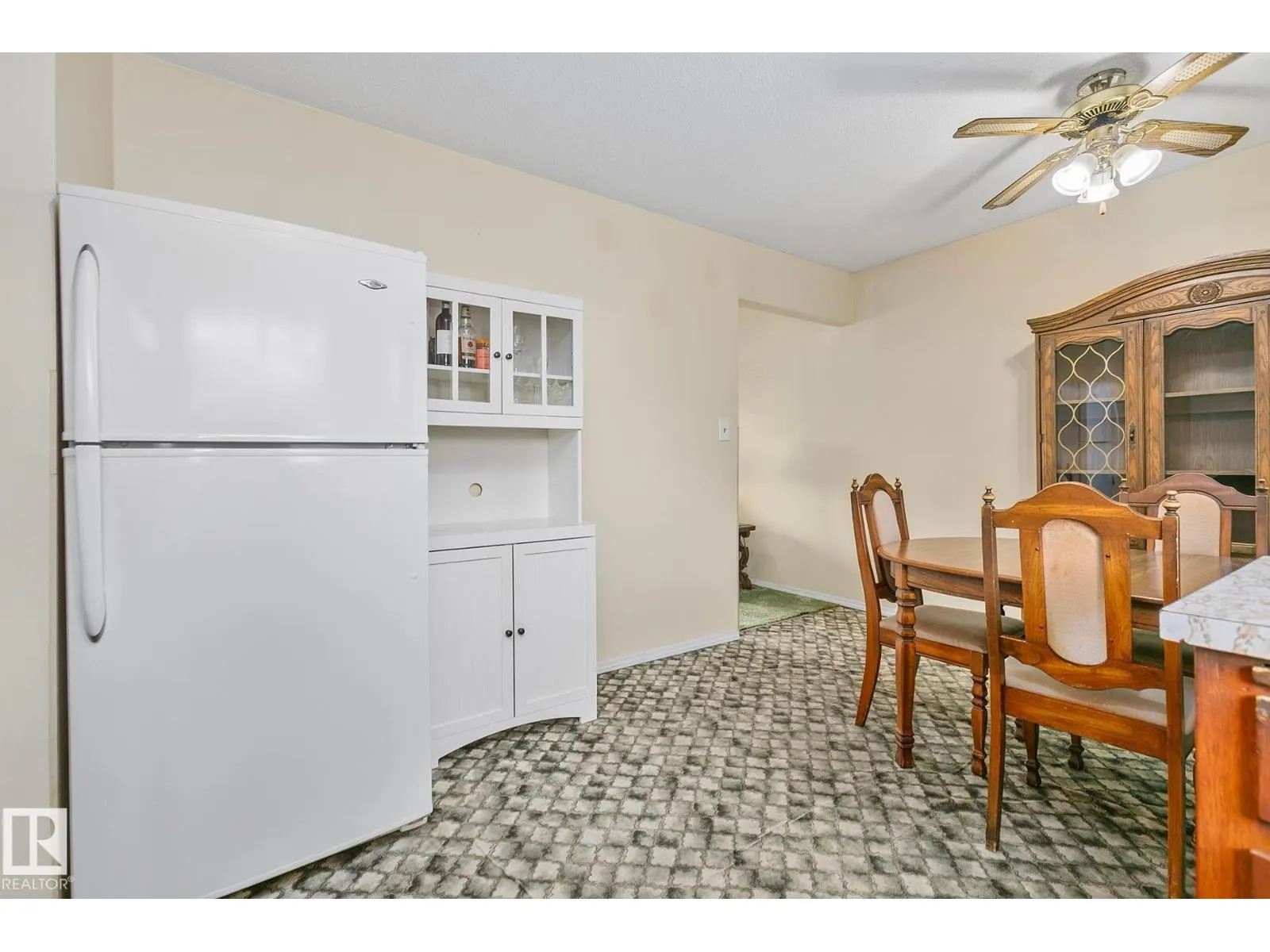 15015 95 ST NW