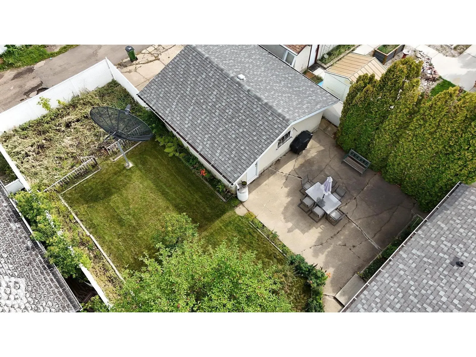 15015 95 ST NW