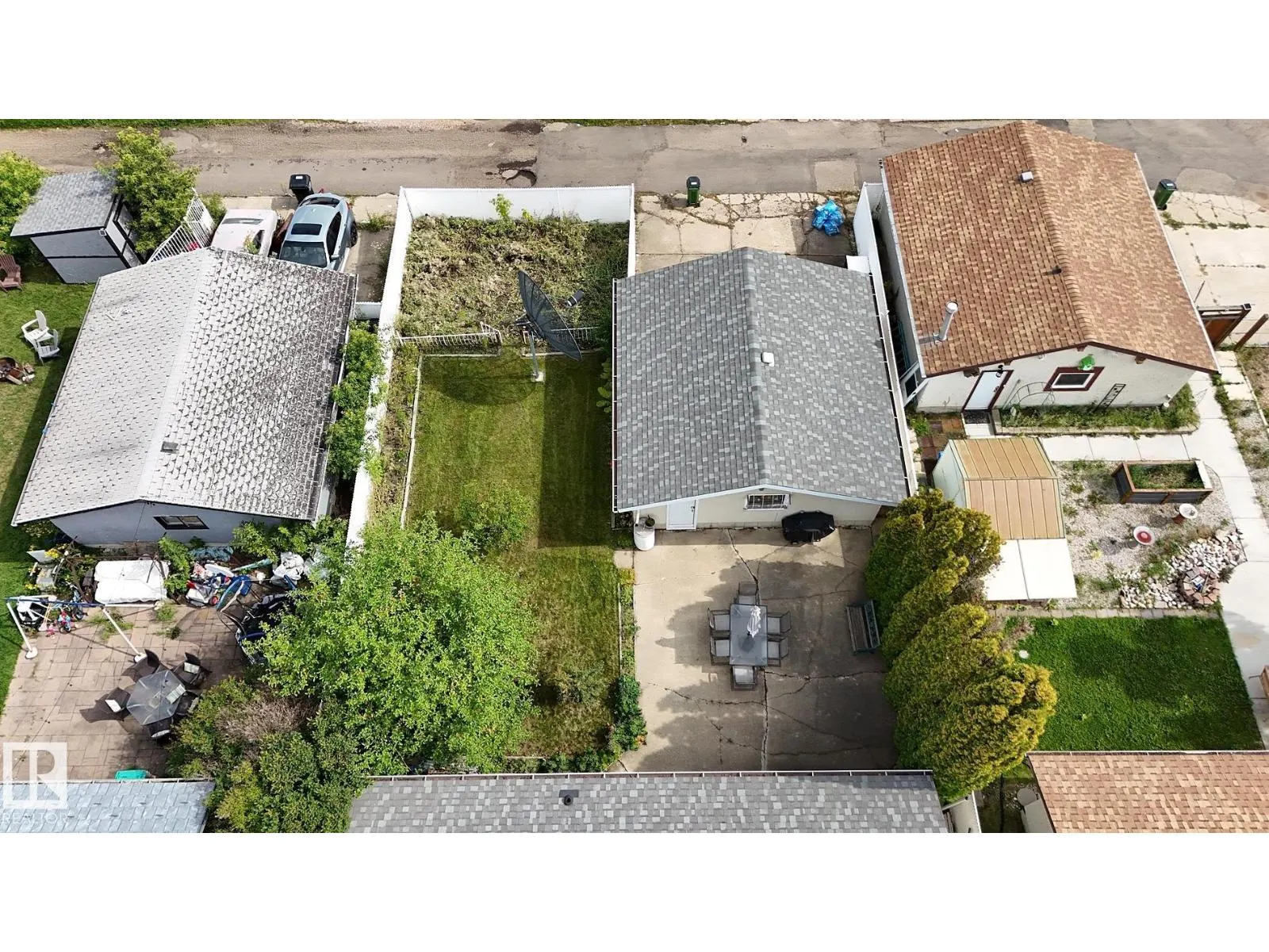 15015 95 ST NW