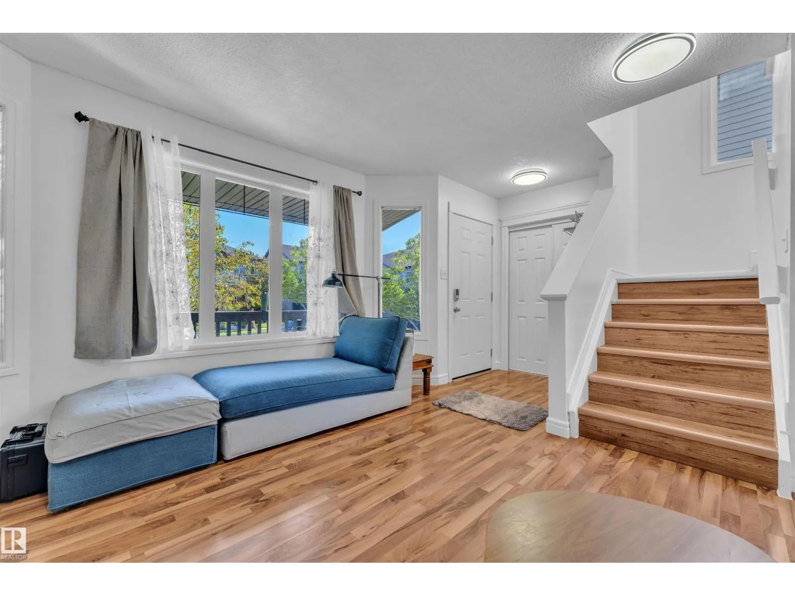 3906 161 AV NW