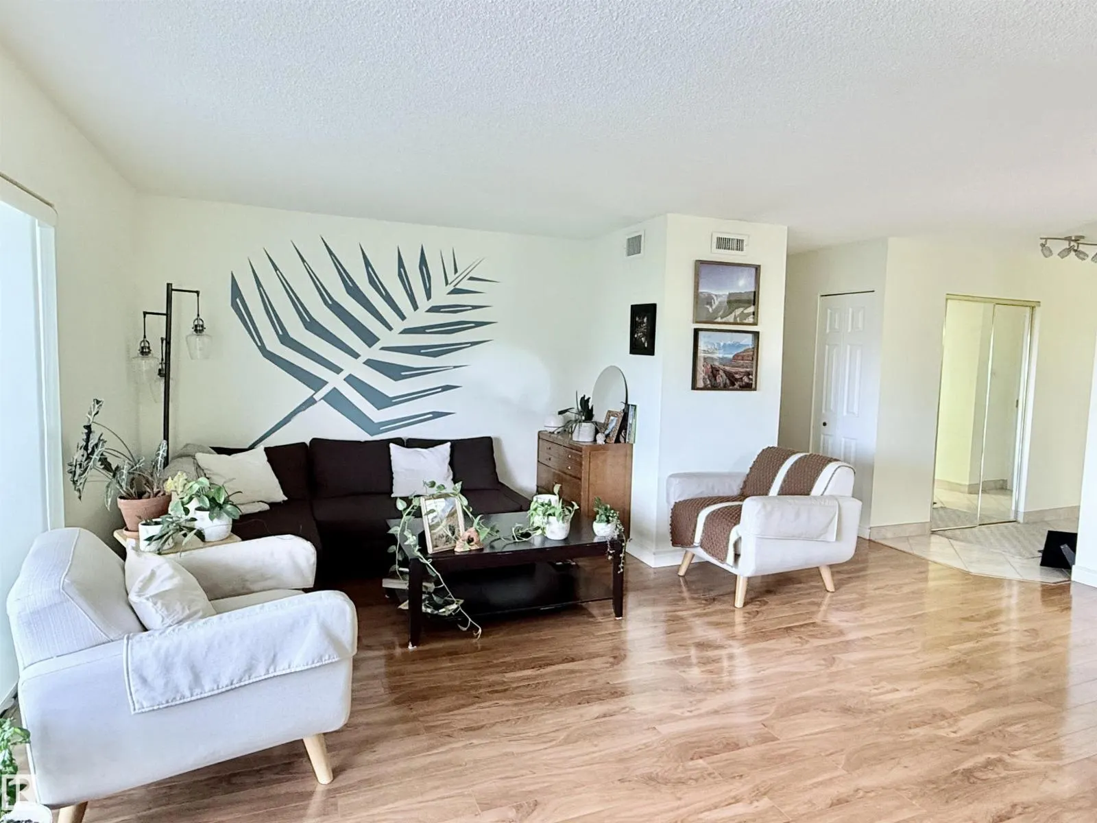 #604 11027 87 AV NW