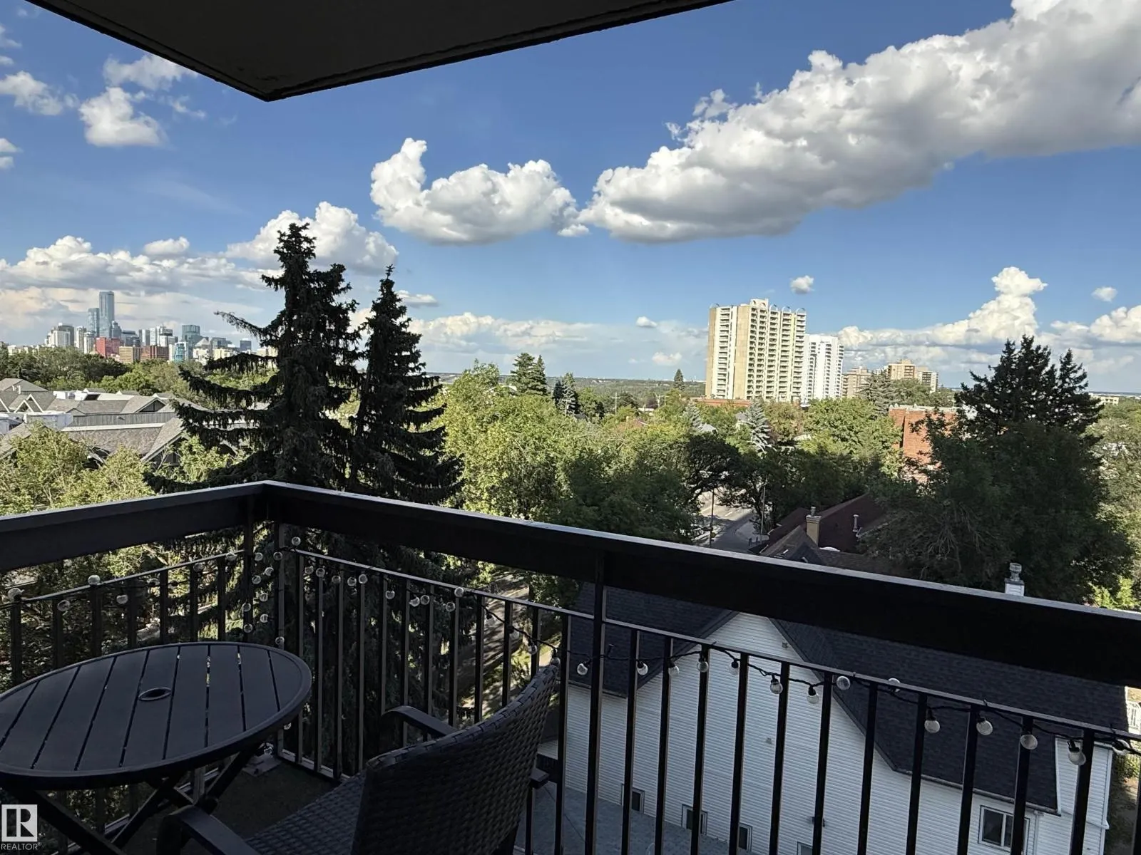 #604 11027 87 AV NW