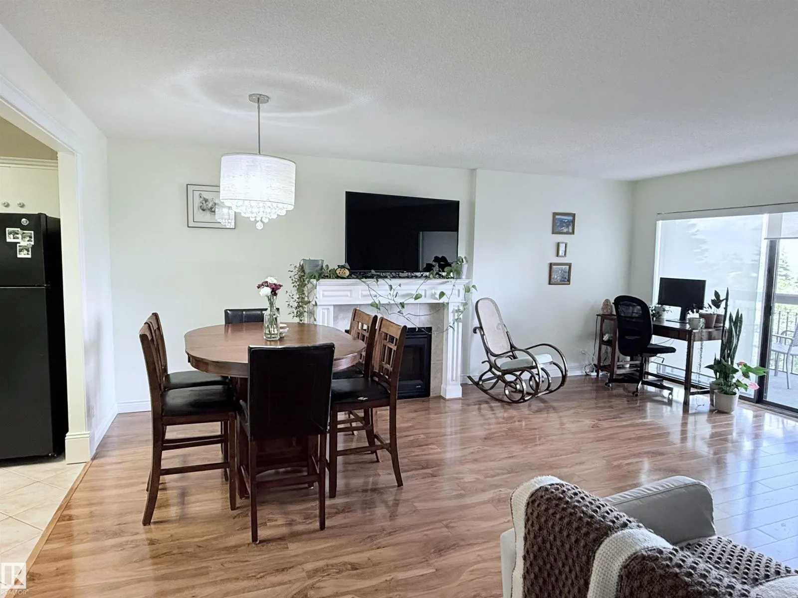 #604 11027 87 AV NW
