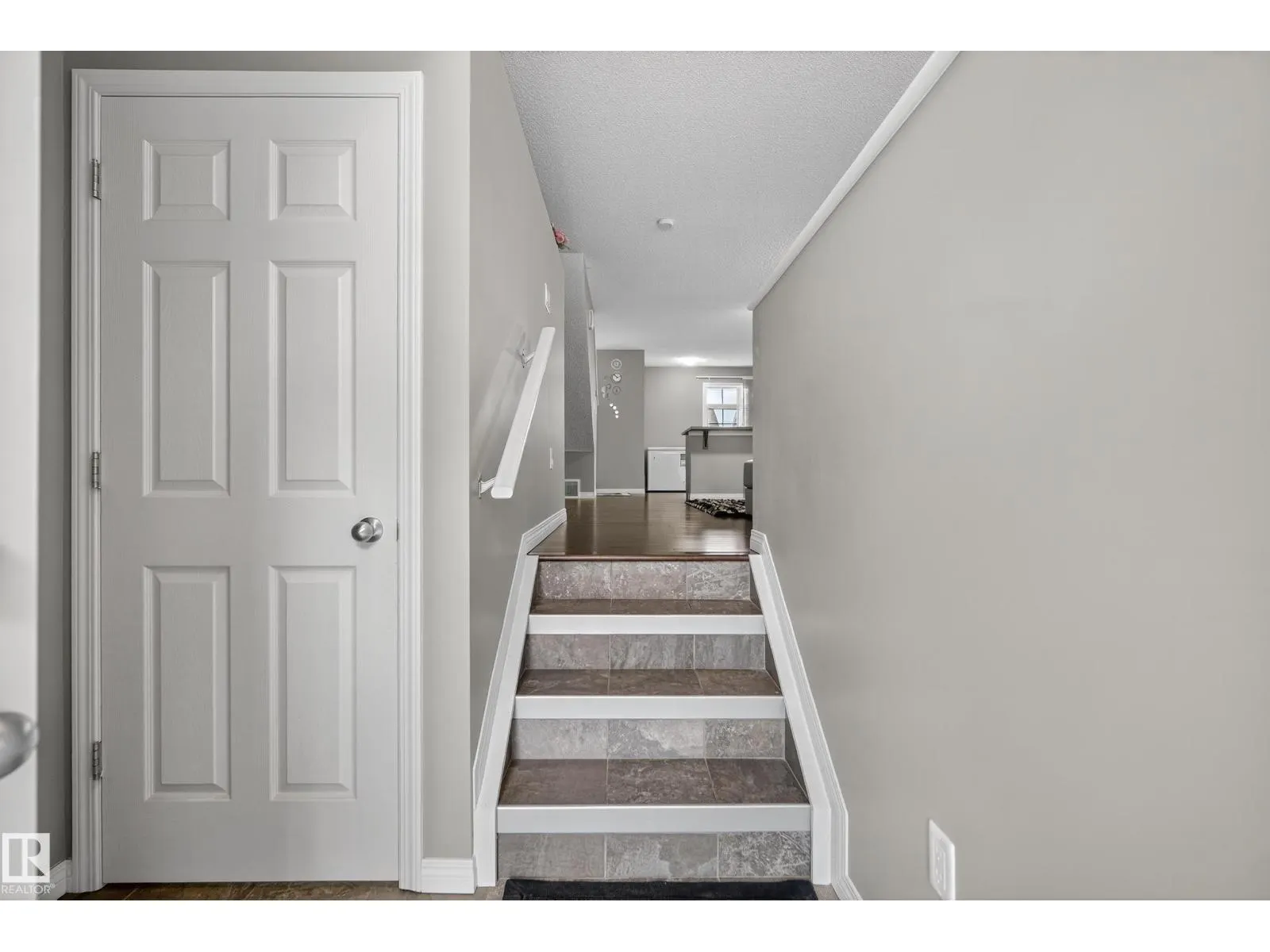 #1 9151 shaw way SW