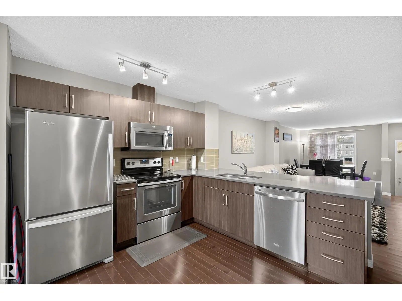 #1 9151 shaw way SW