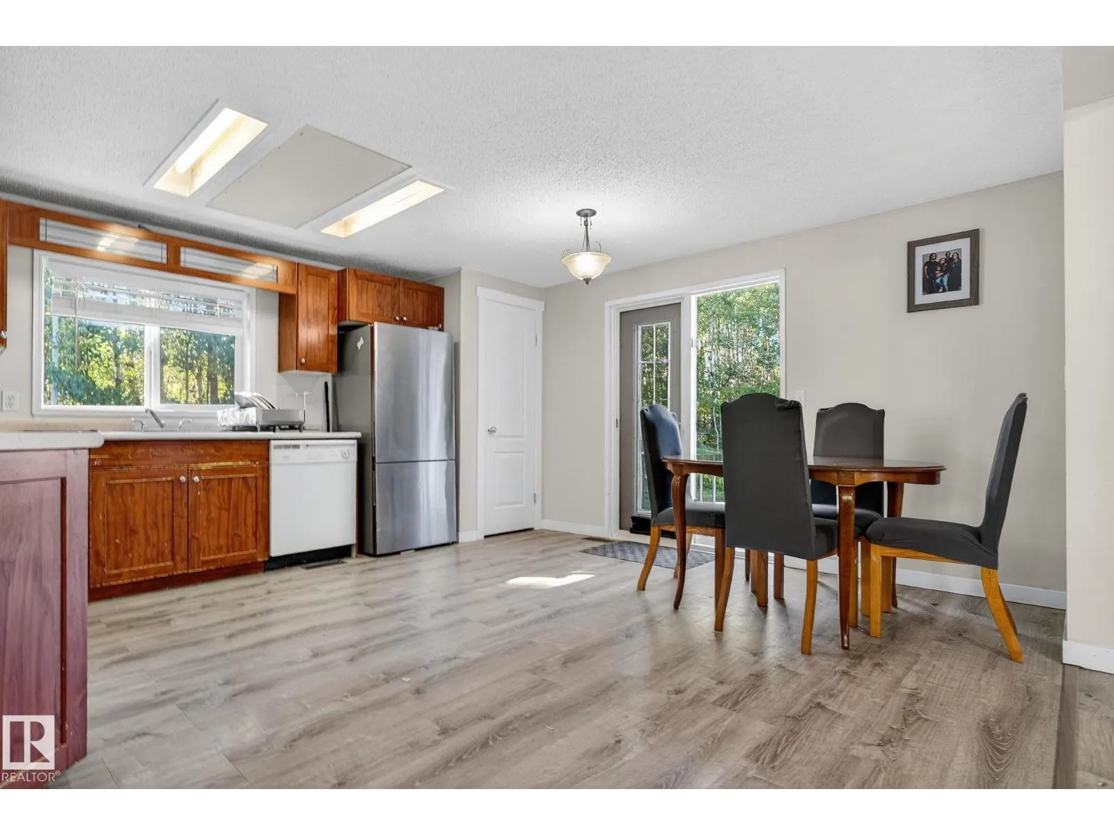 #5 53407 RGE ROAD 30