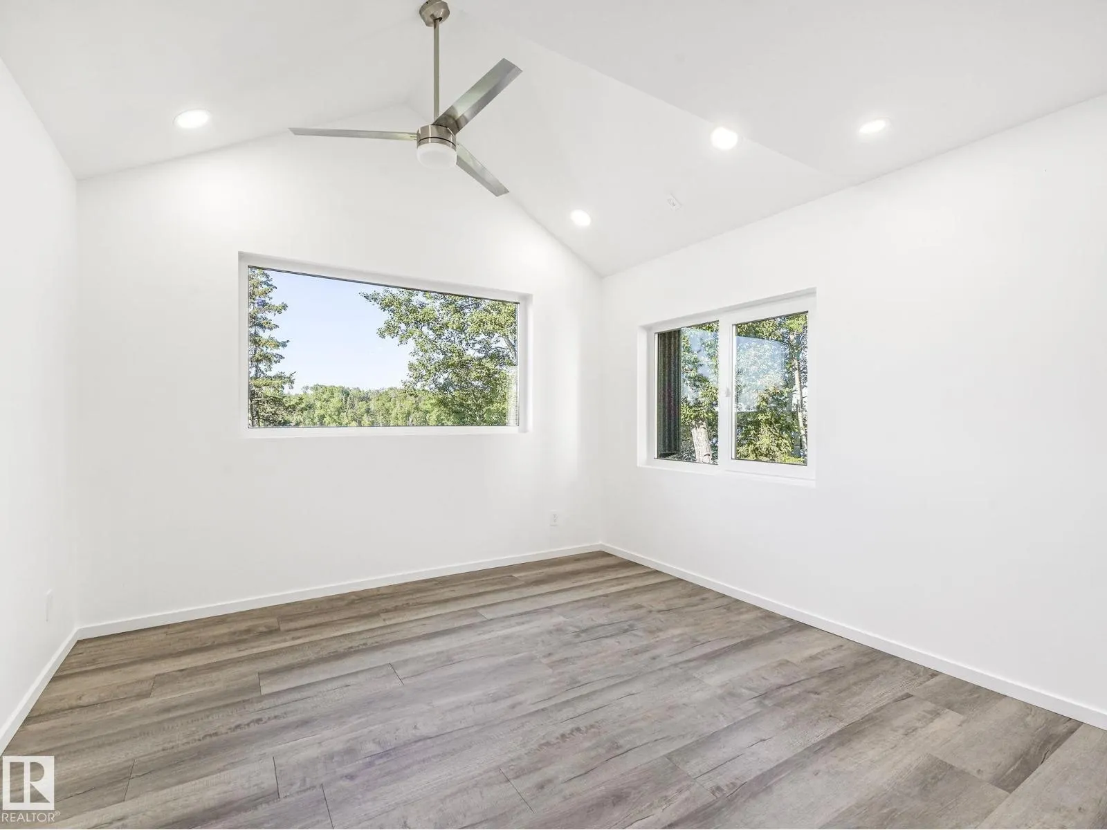 73 52059 Range Road 220