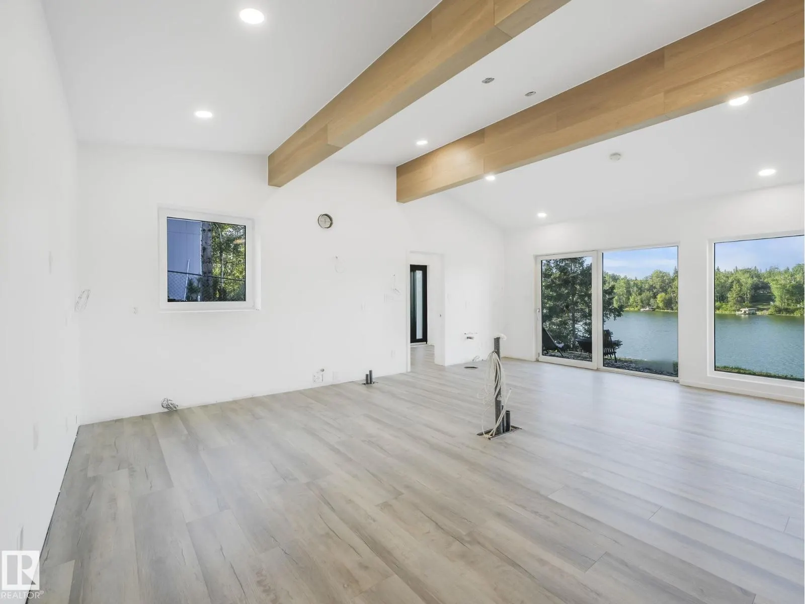 73 52059 Range Road 220