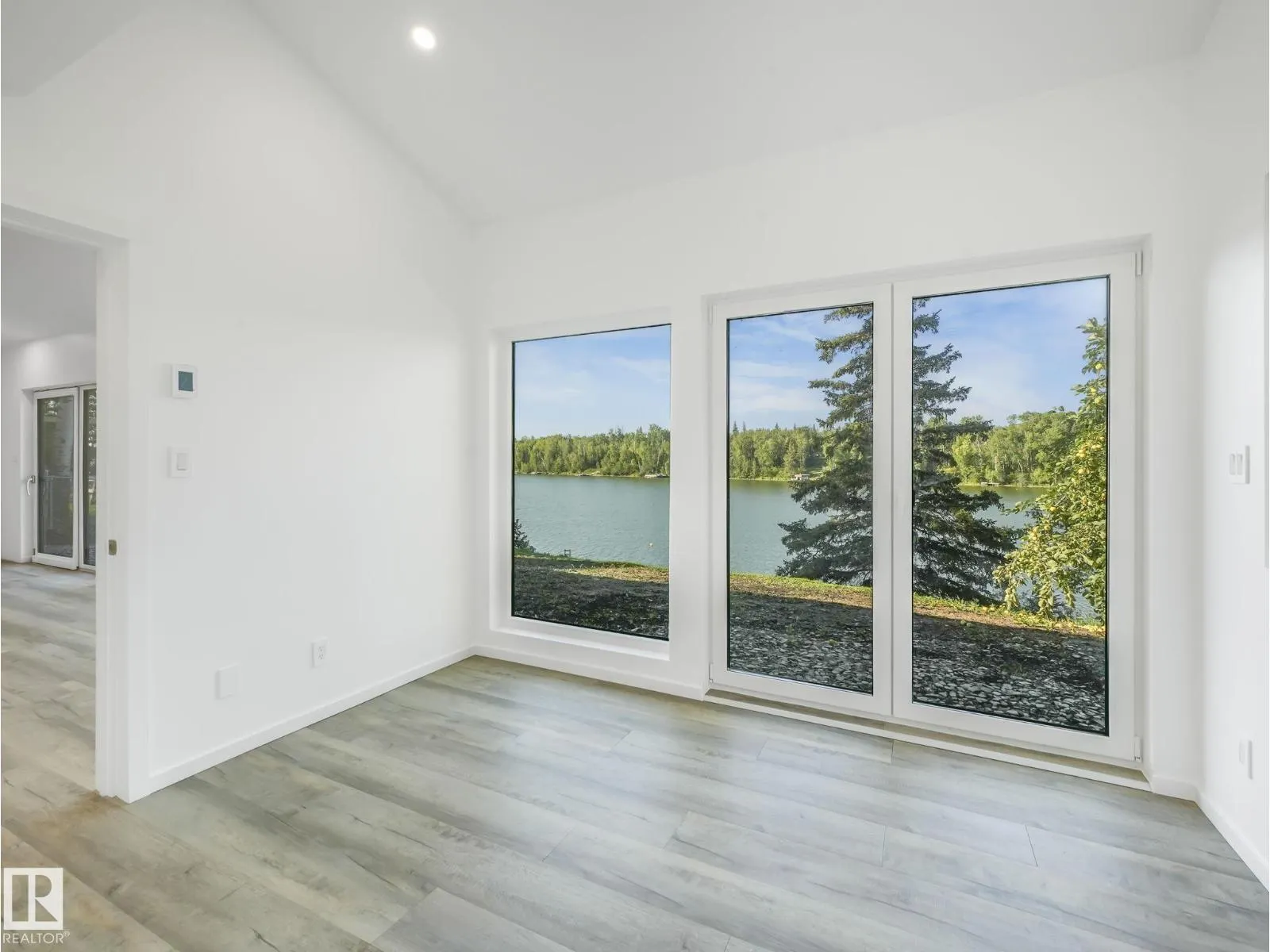 73 52059 Range Road 220