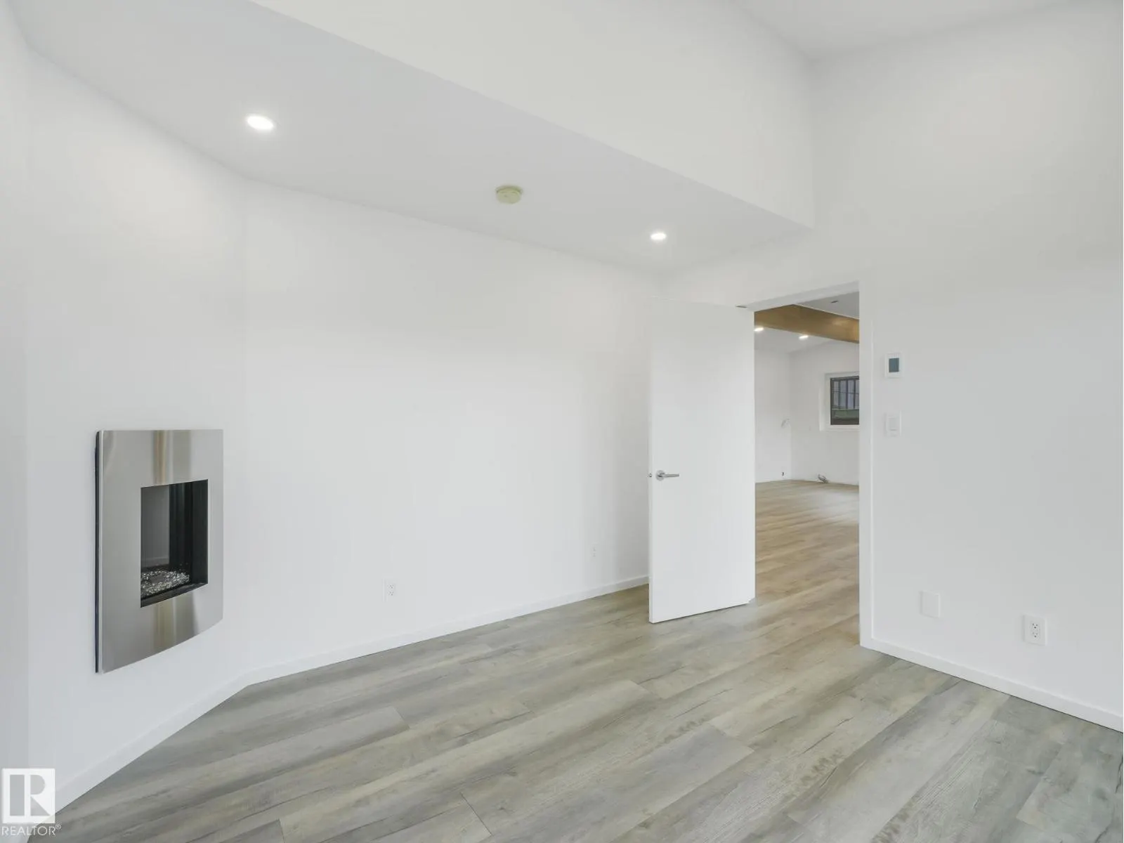 73 52059 Range Road 220