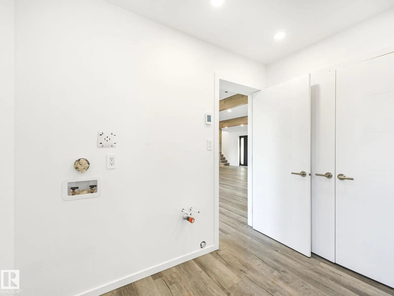 73 52059 Range Road 220