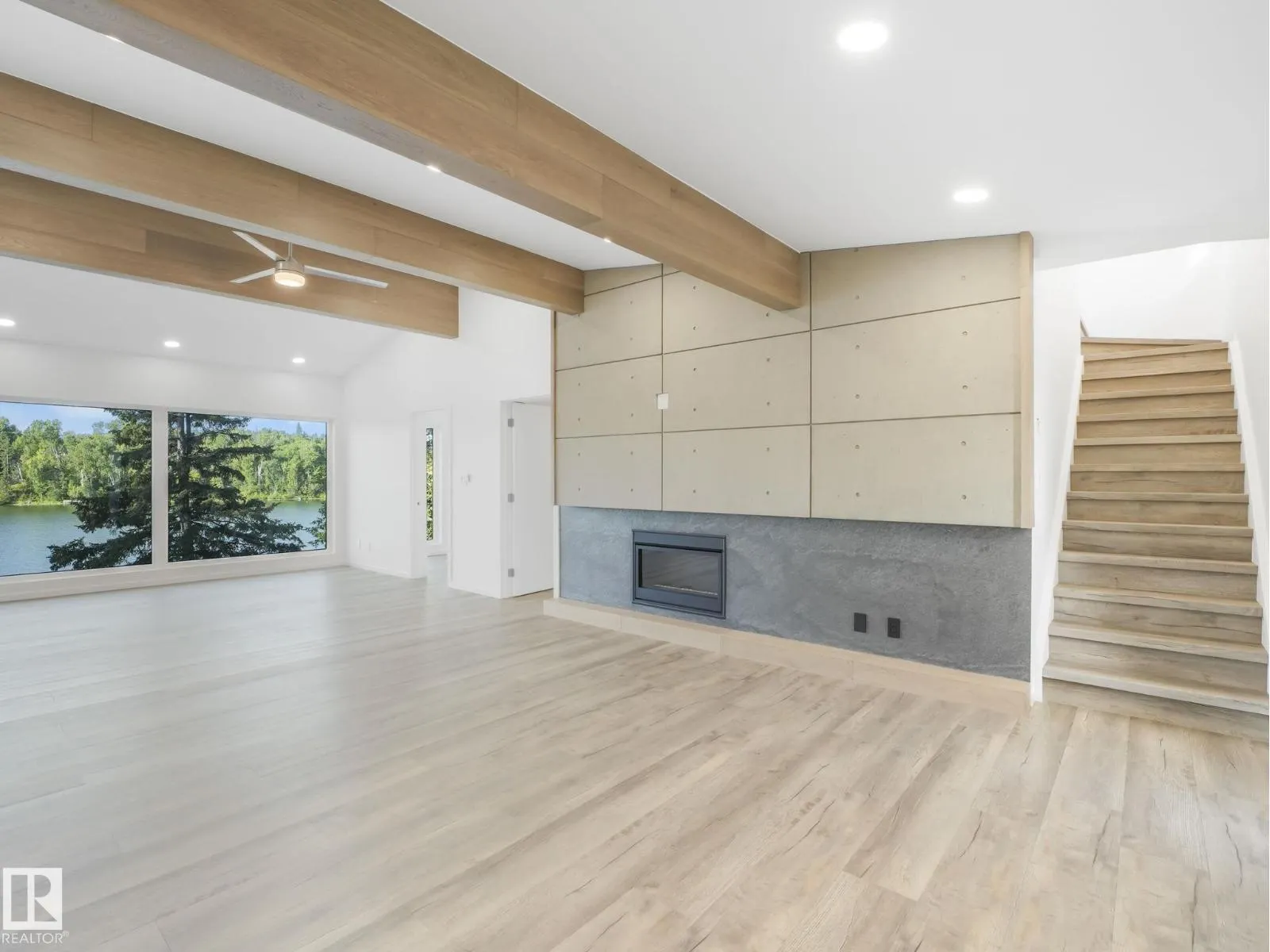 73 52059 Range Road 220