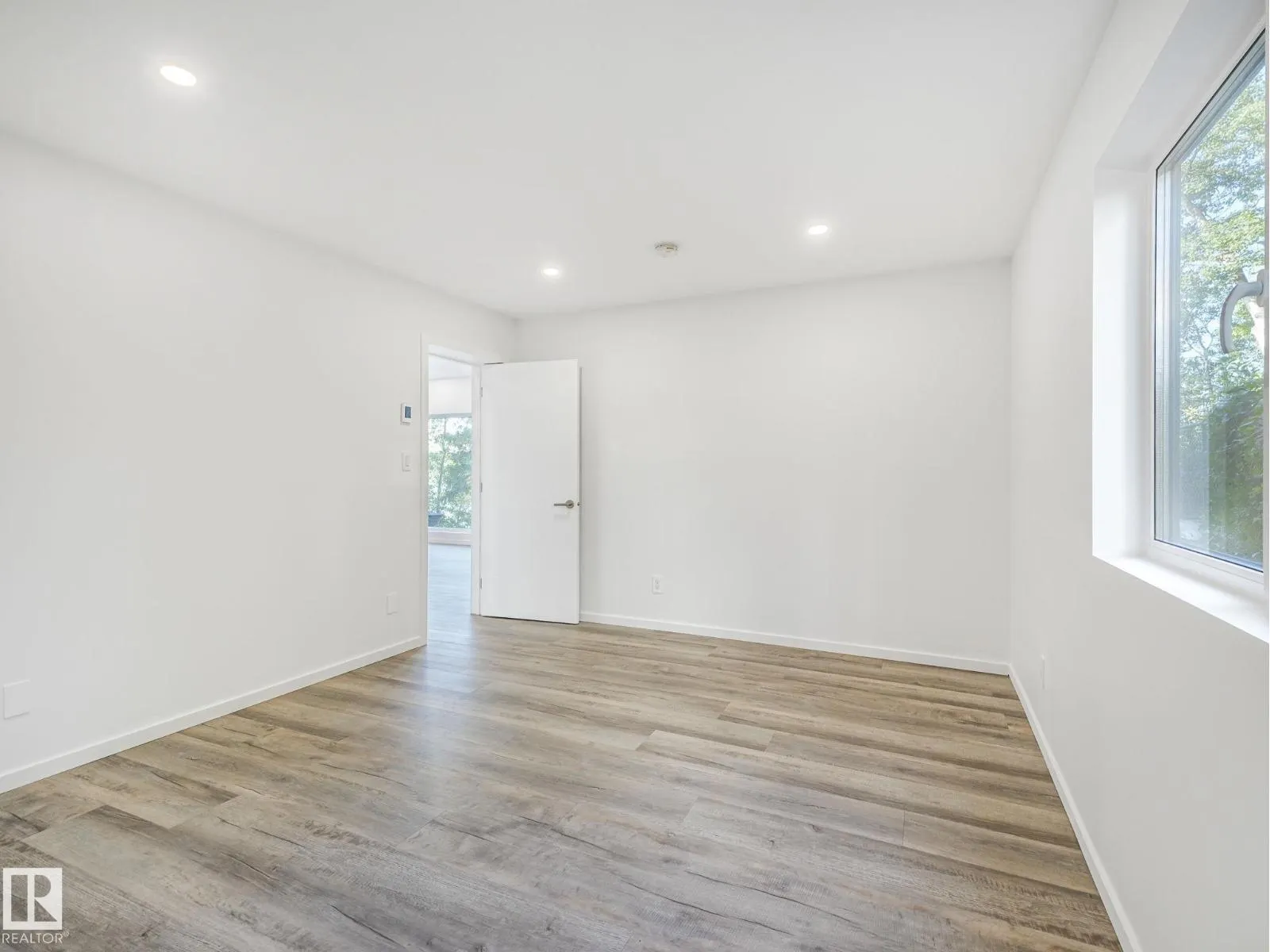 73 52059 Range Road 220