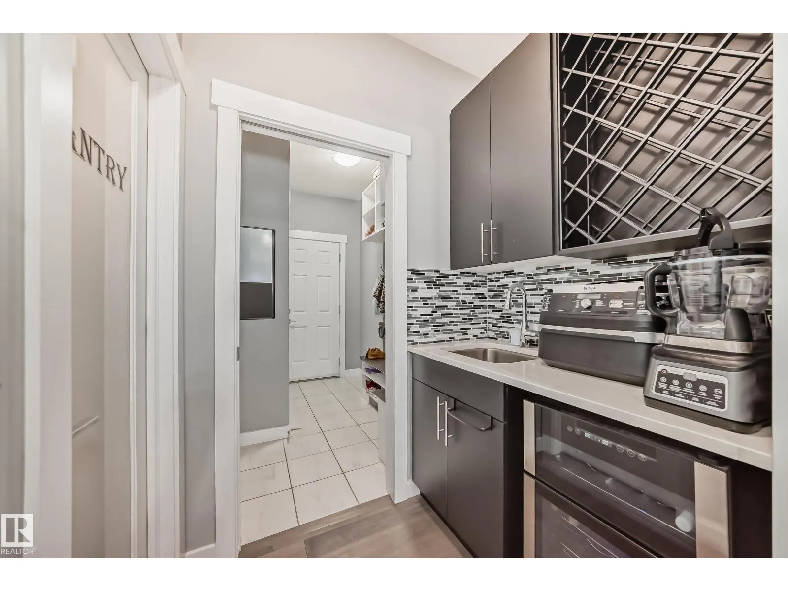 3075 CARPENTER LANDING LD SW