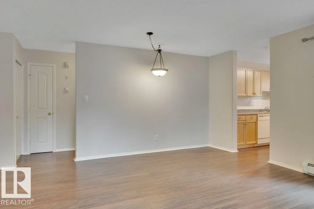 #102 2903 RABBIT HILL RD NW