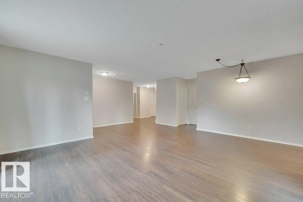 #102 2903 RABBIT HILL RD NW