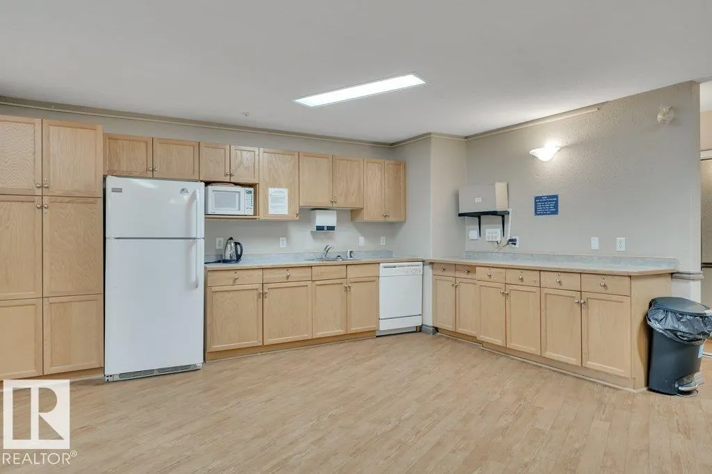 #102 2903 RABBIT HILL RD NW