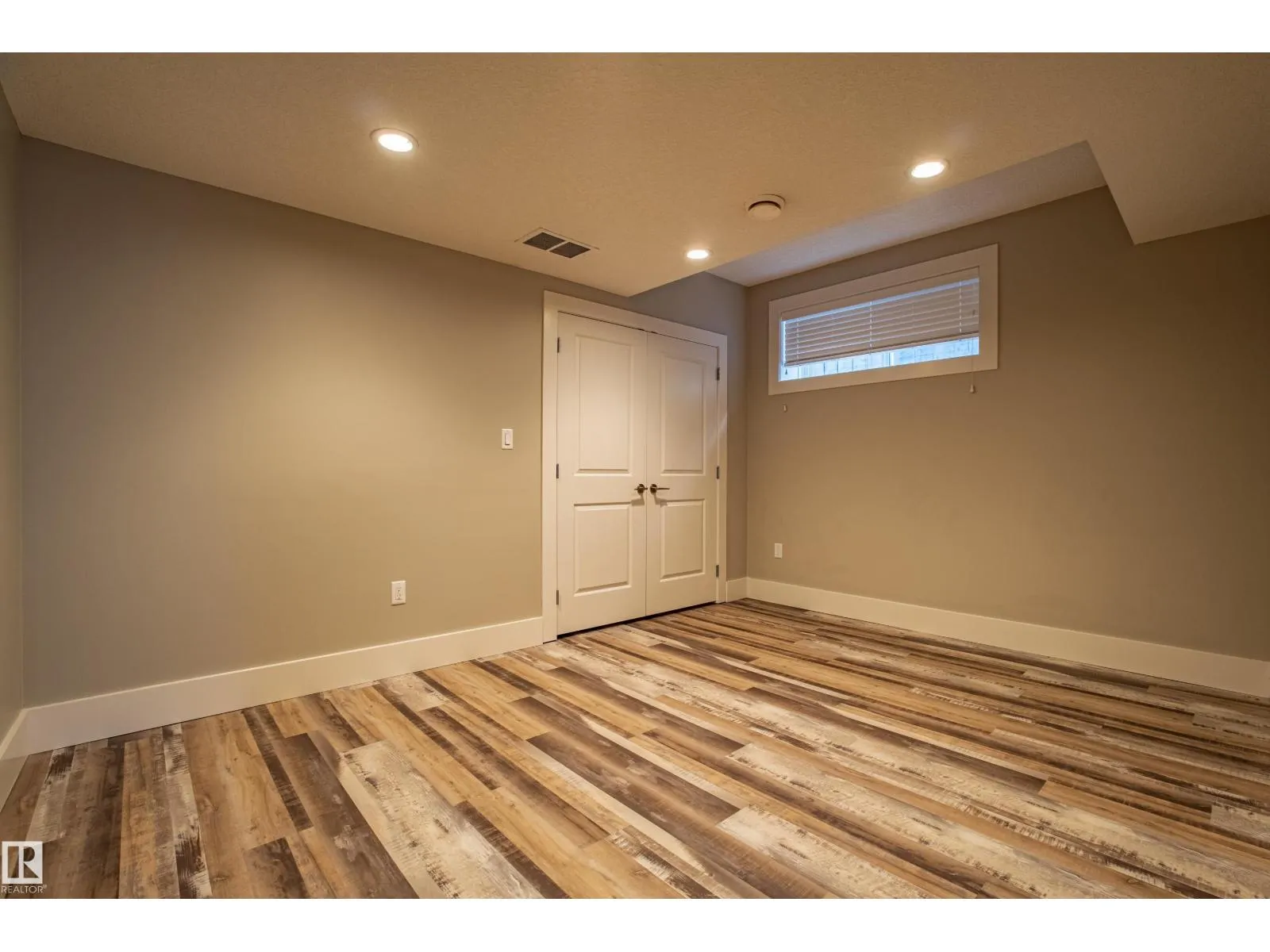 10842 175A AV NW