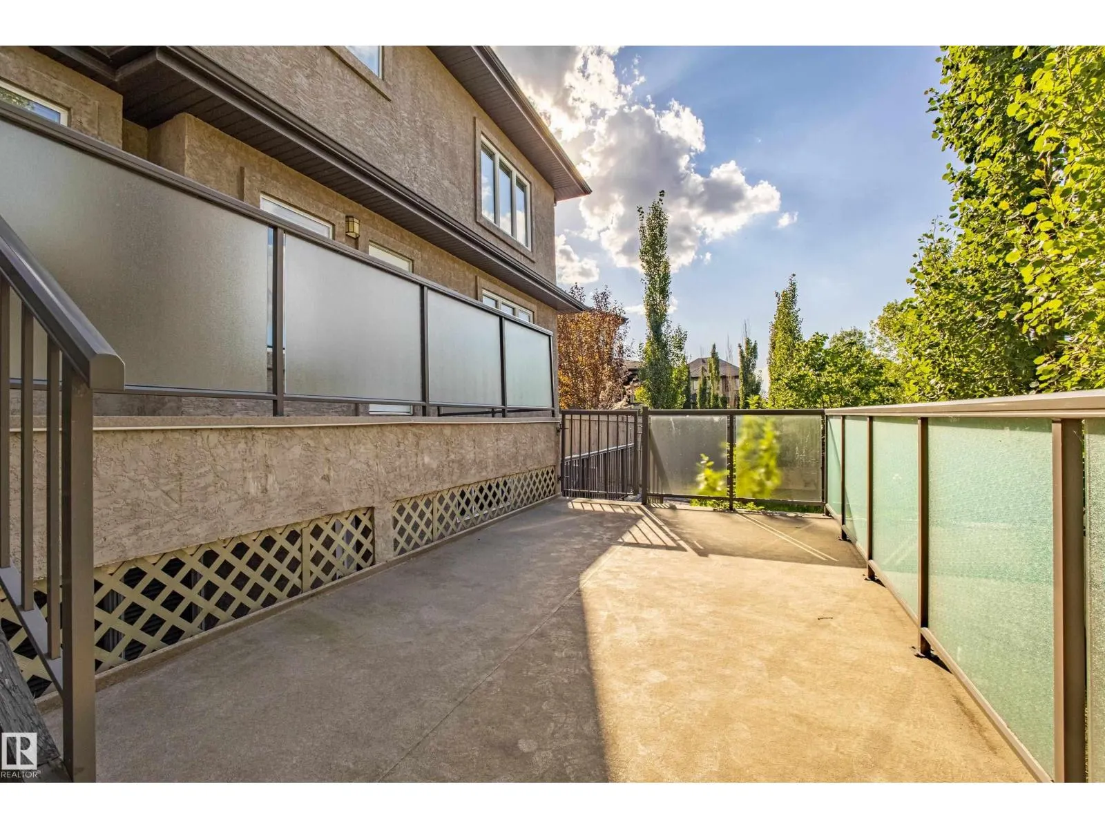 10842 175A AV NW