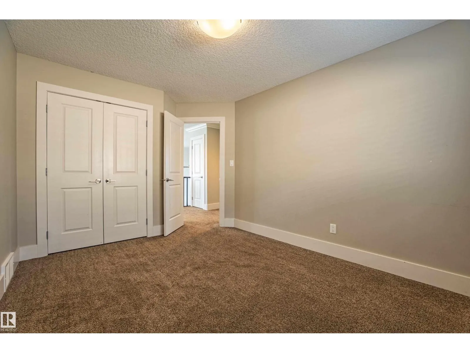 10842 175A AV NW