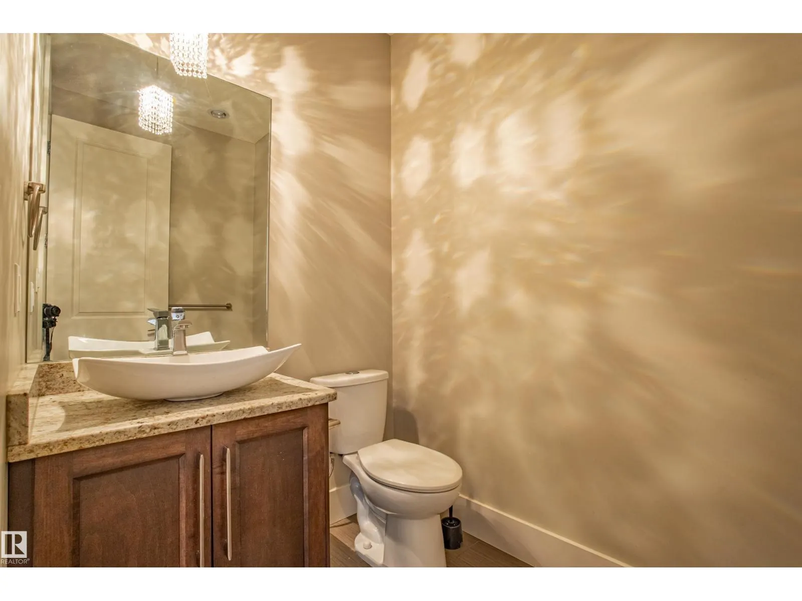 10842 175A AV NW