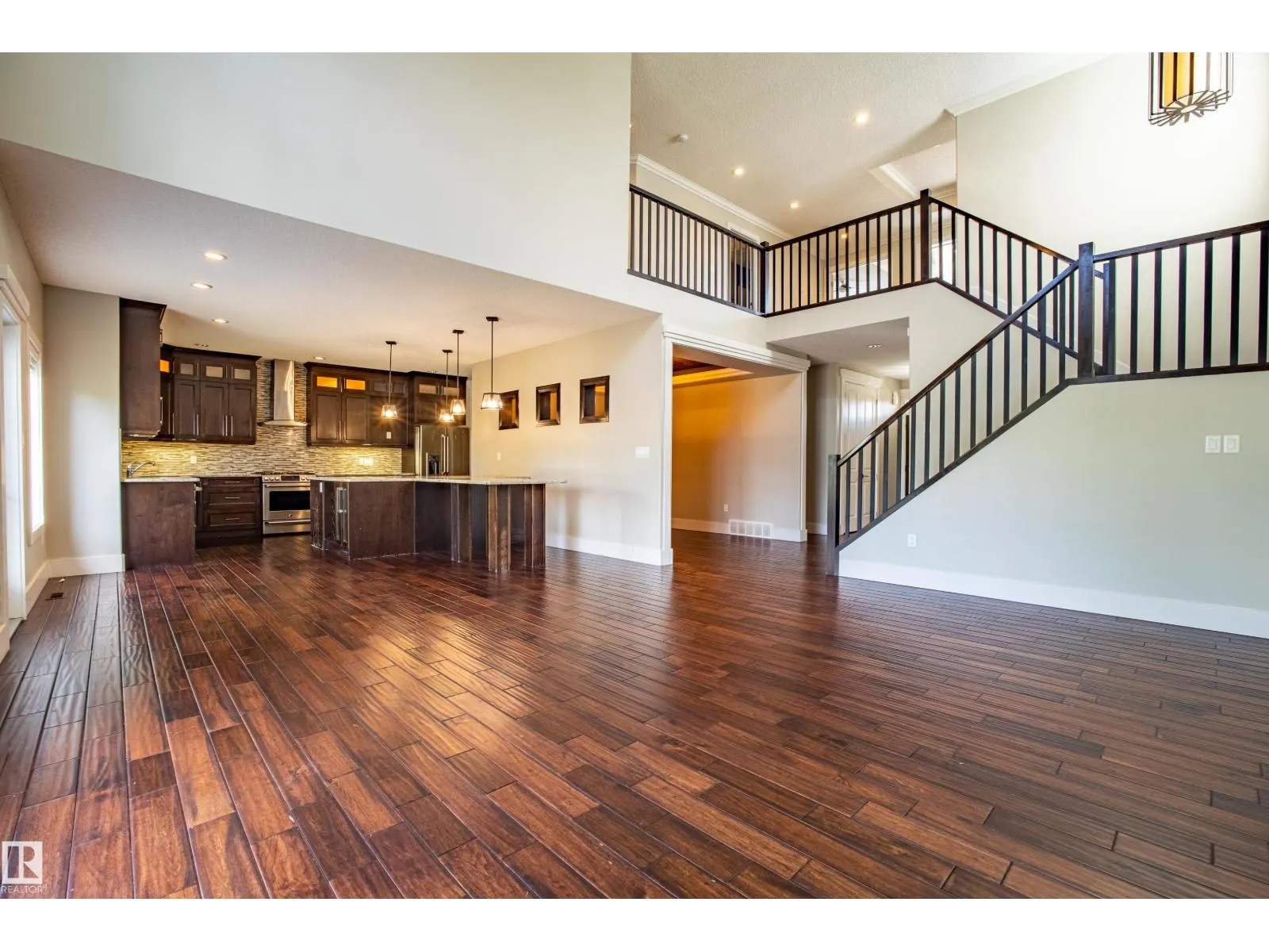 10842 175A AV NW