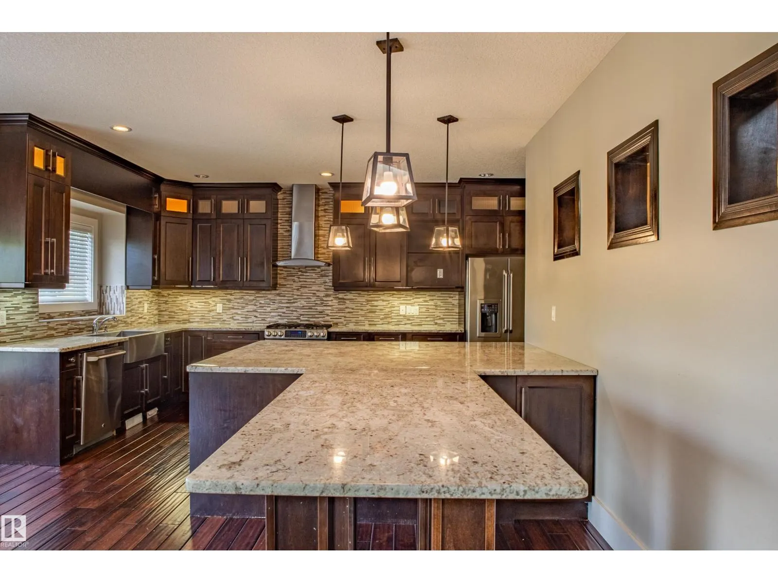10842 175A AV NW