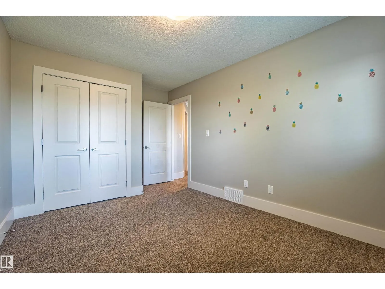 10842 175A AV NW