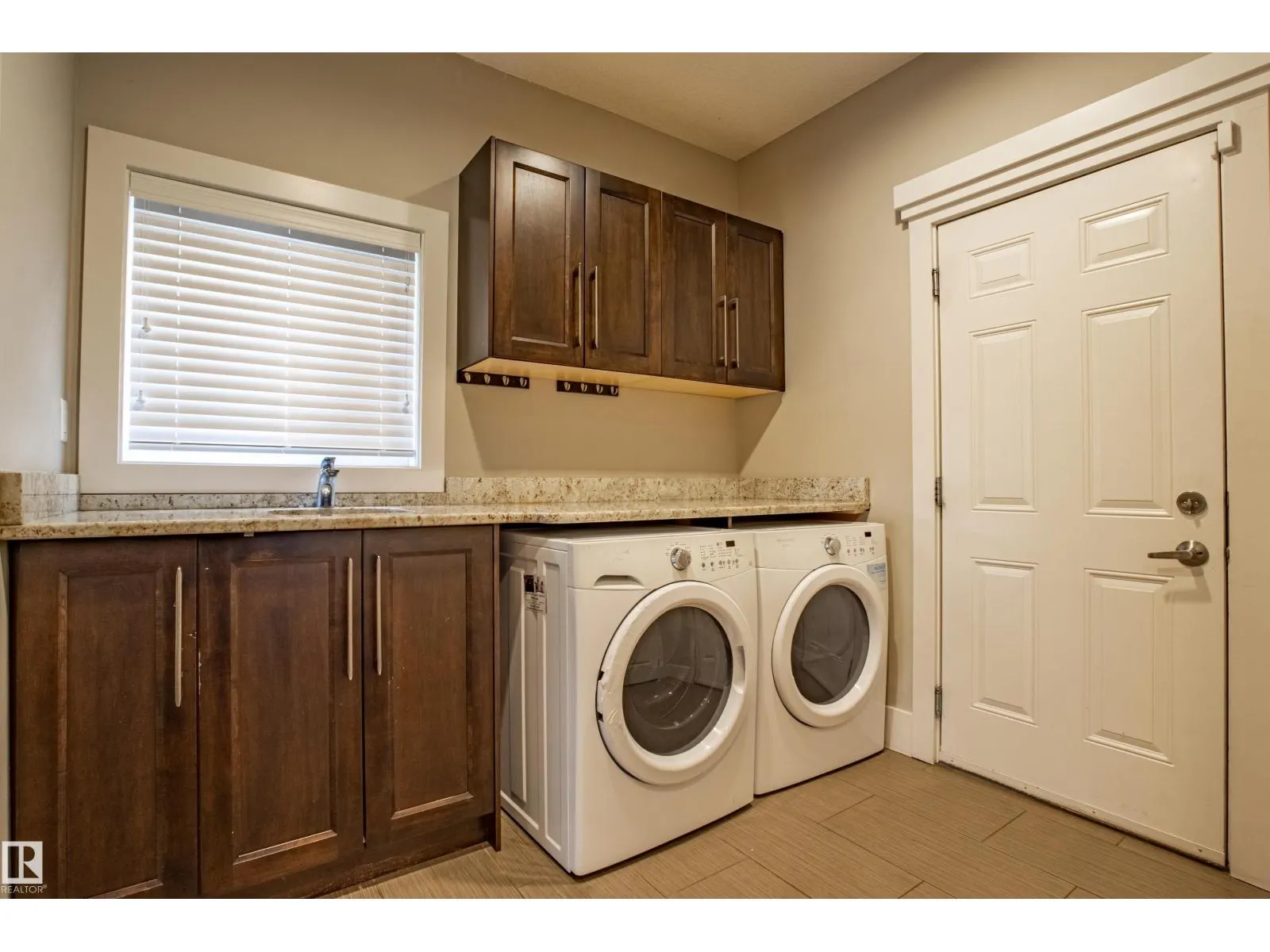 10842 175A AV NW