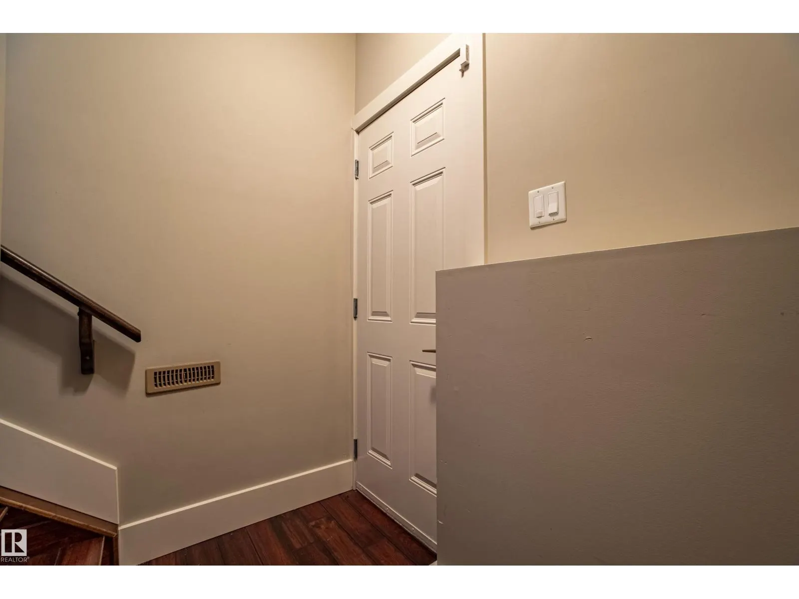 10842 175A AV NW
