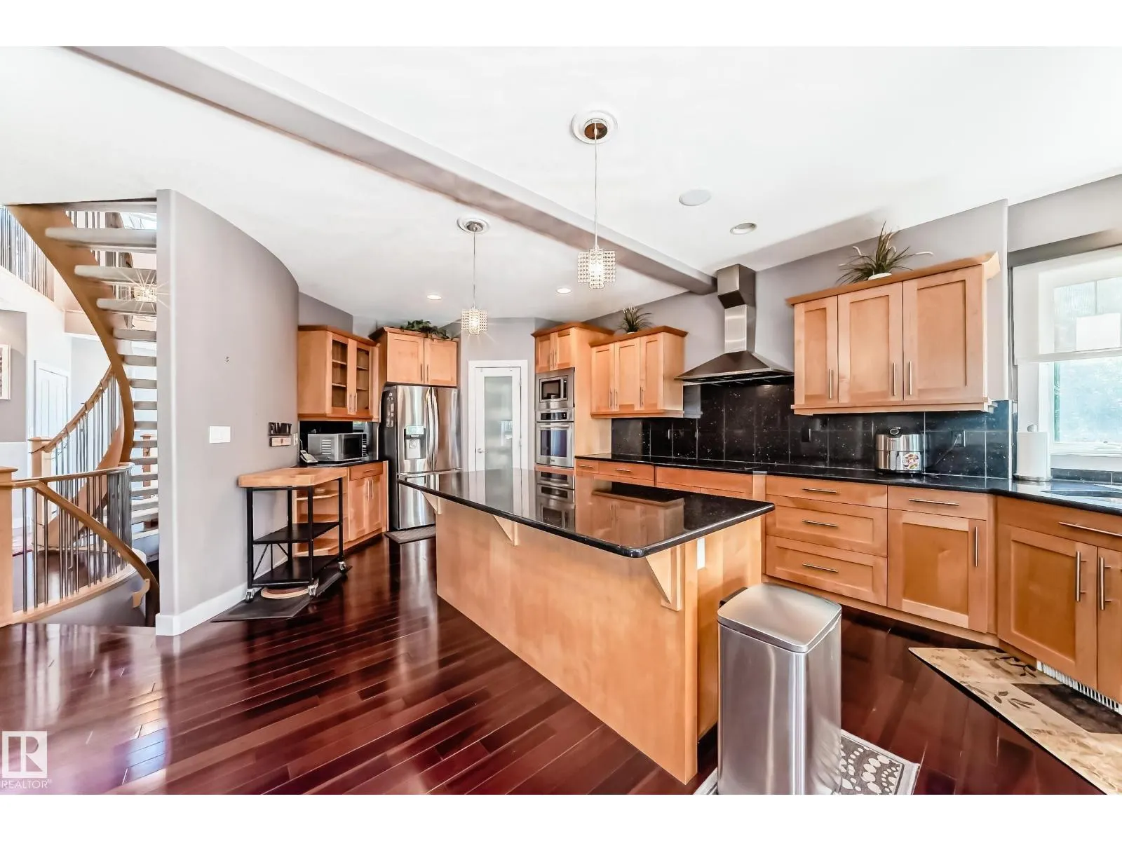 3304 MCCALL CO NW