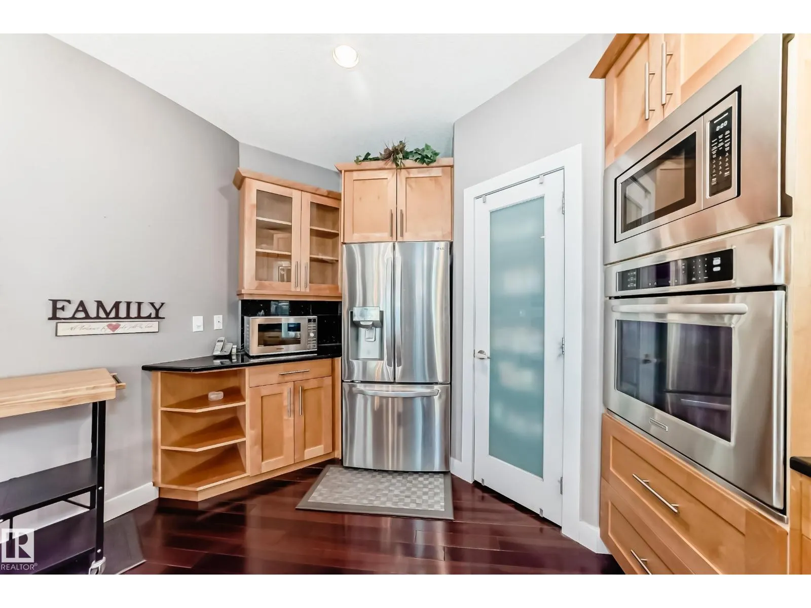 3304 MCCALL CO NW
