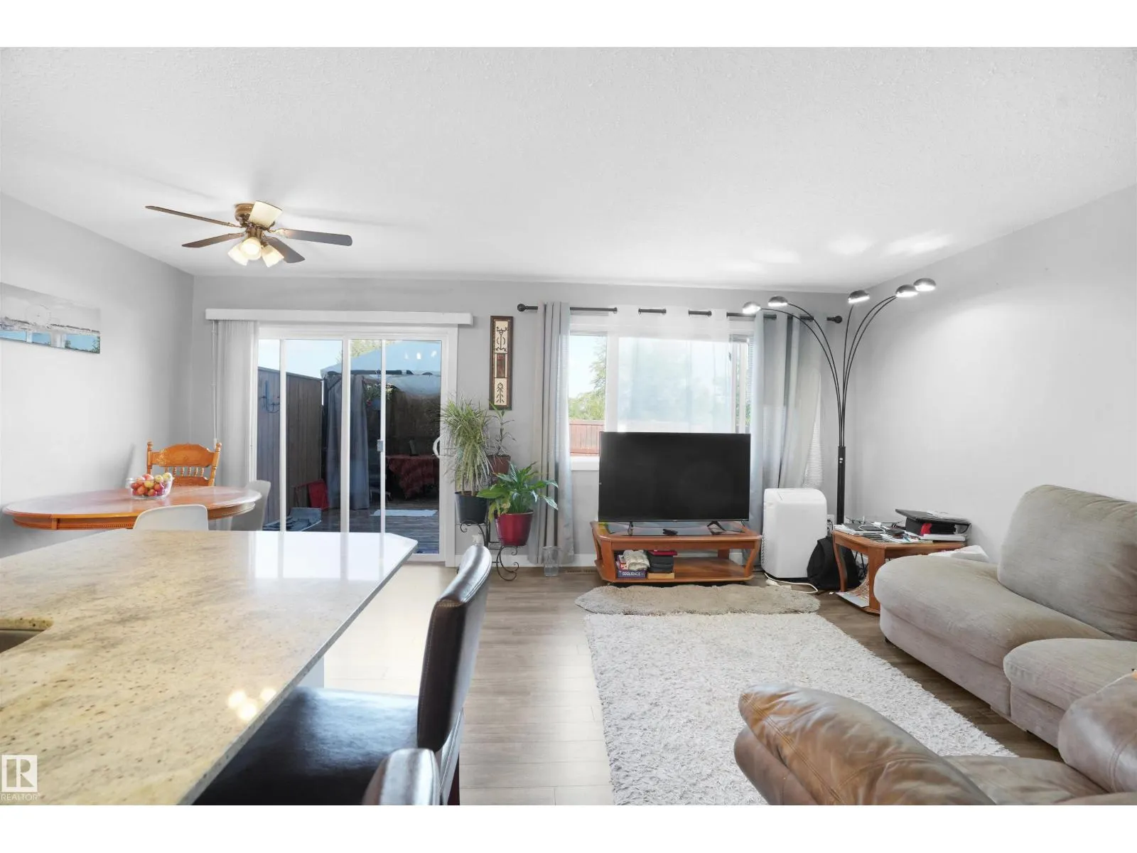 9835 217 ST NW