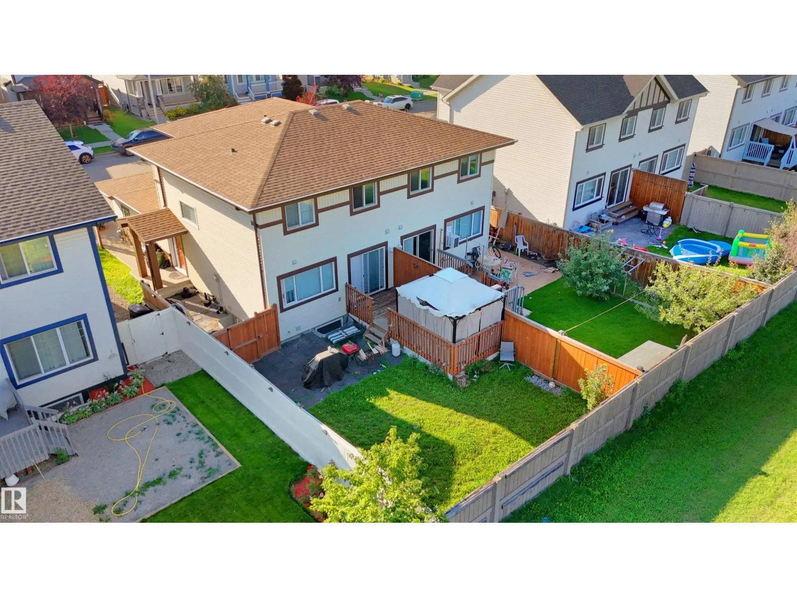 9835 217 ST NW