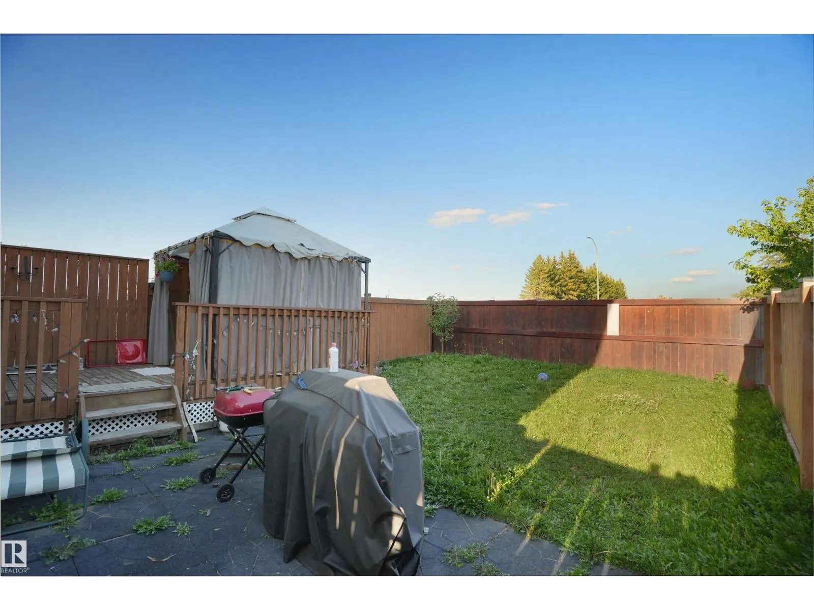 9835 217 ST NW