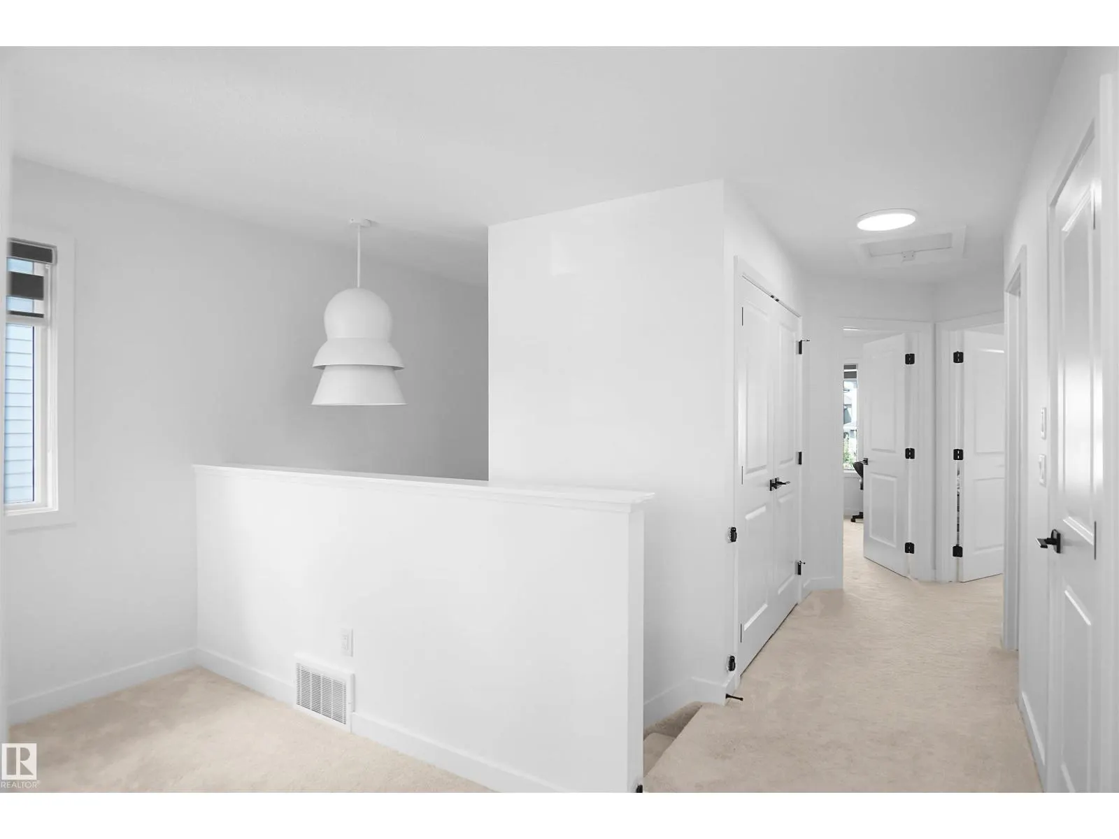 16230 19 AV SW