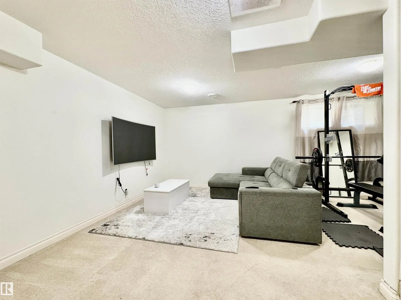 14907 109 AV NW