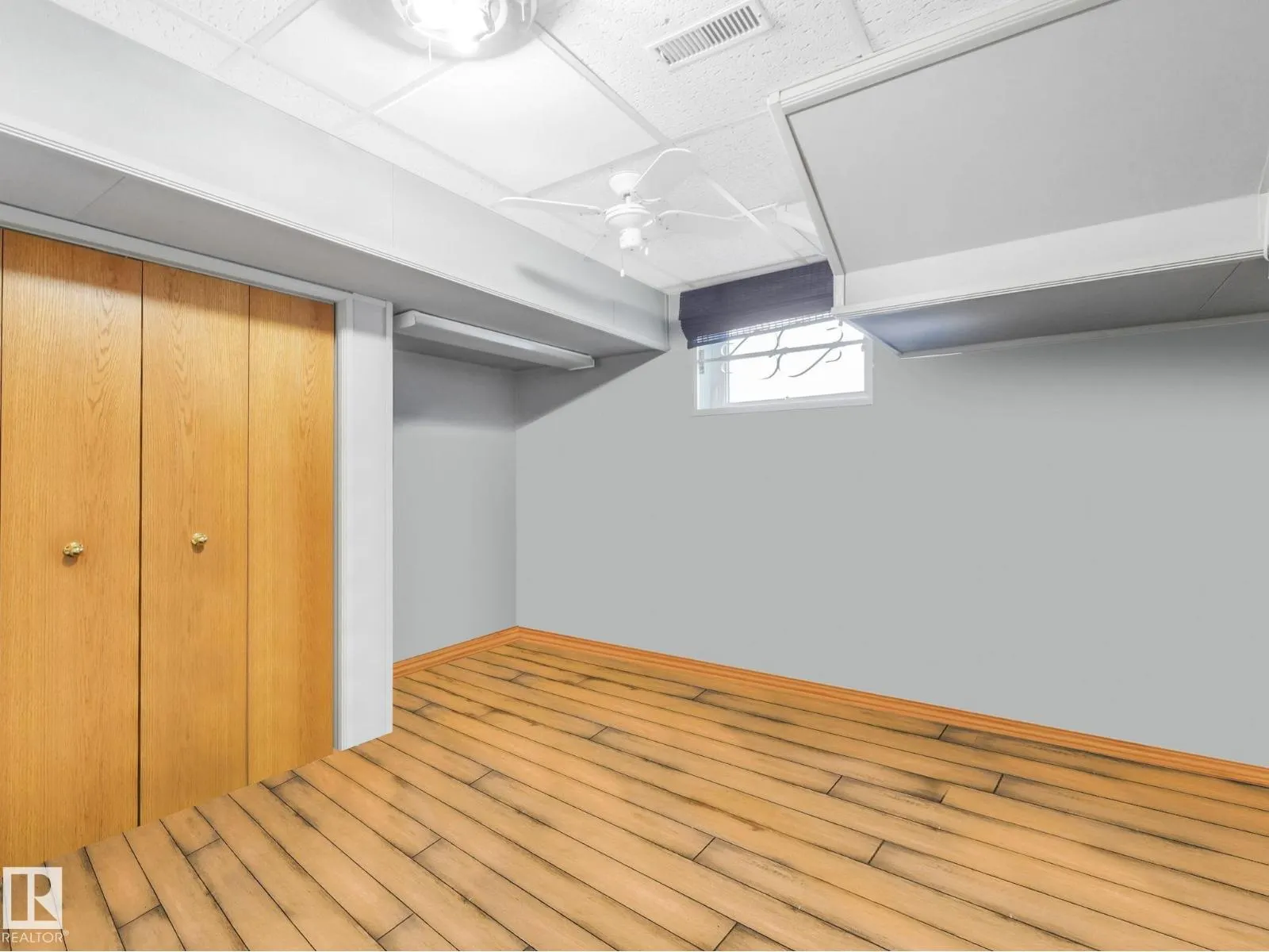 3608 15 AV NW