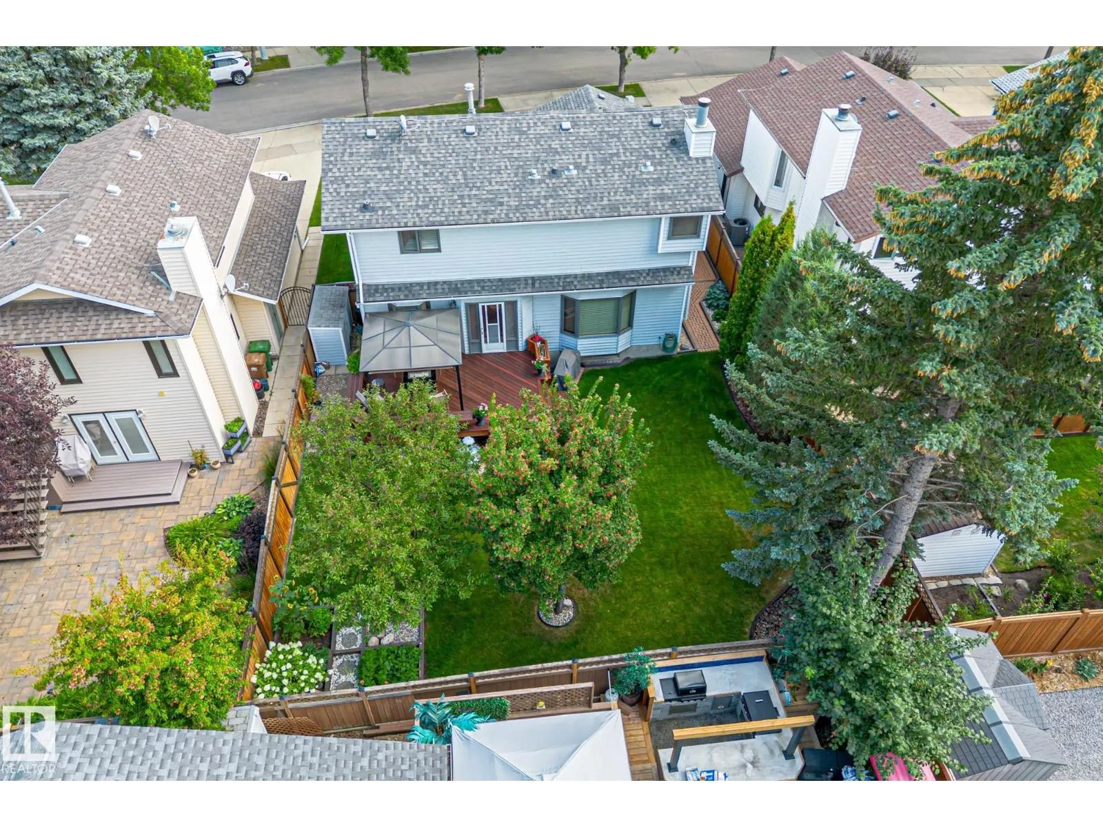 3 Durand PL
