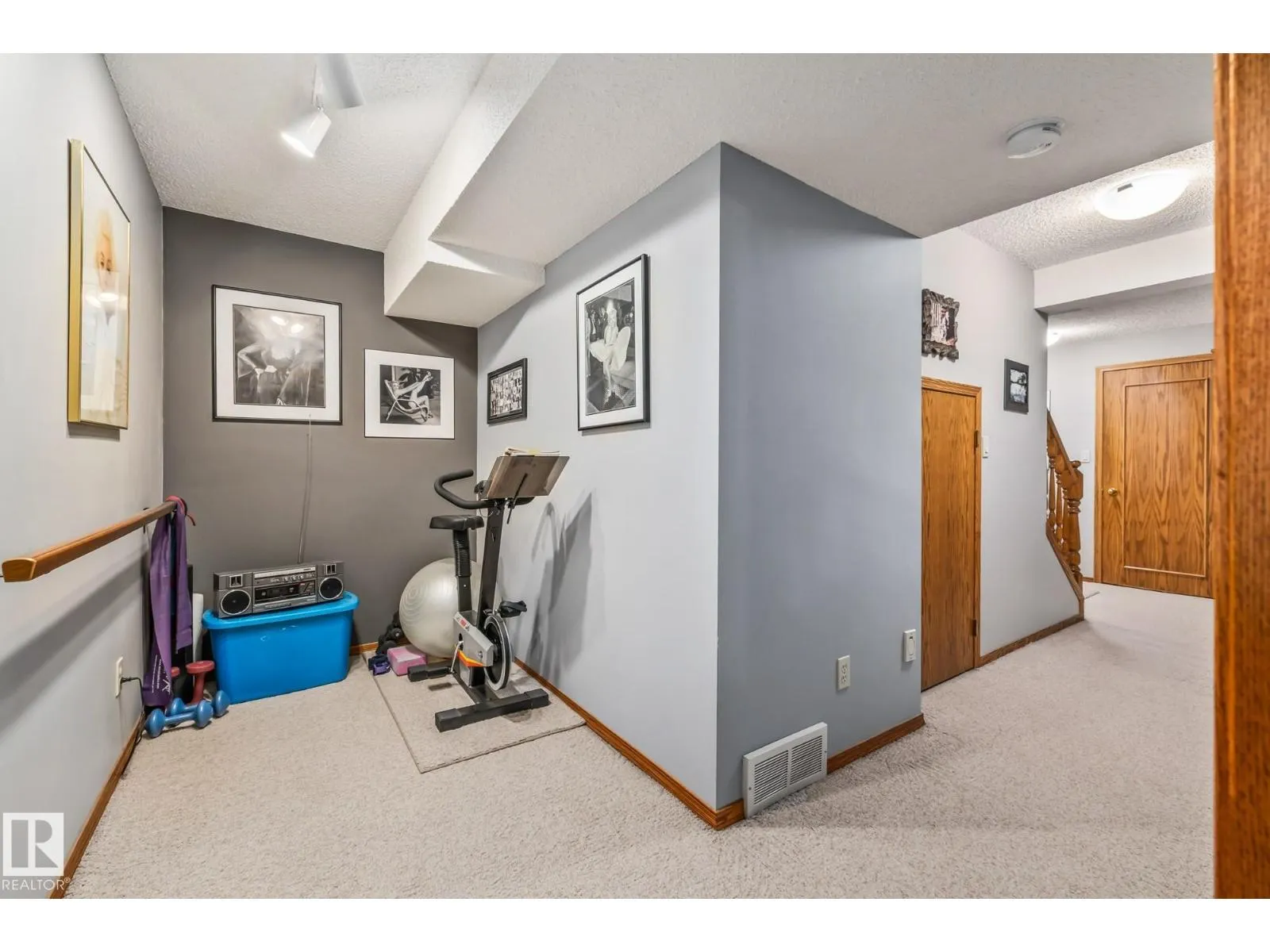 3 Durand PL