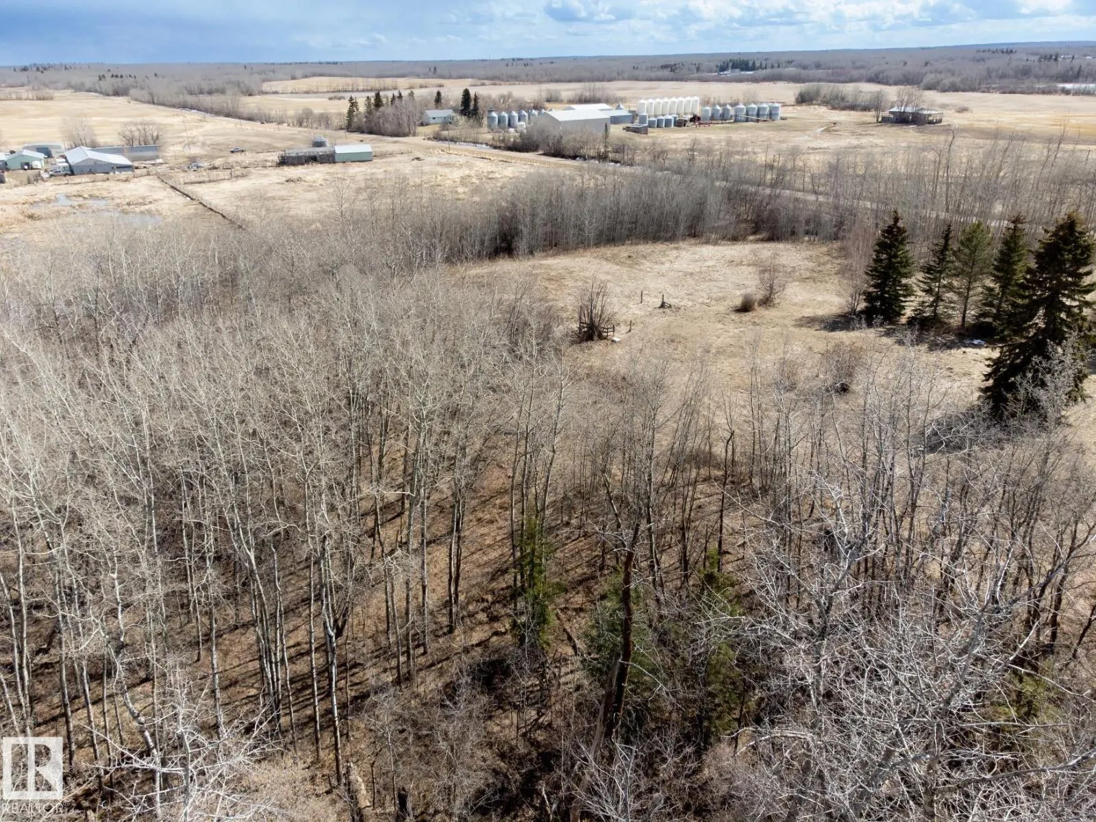 23246 TWP RD 521A