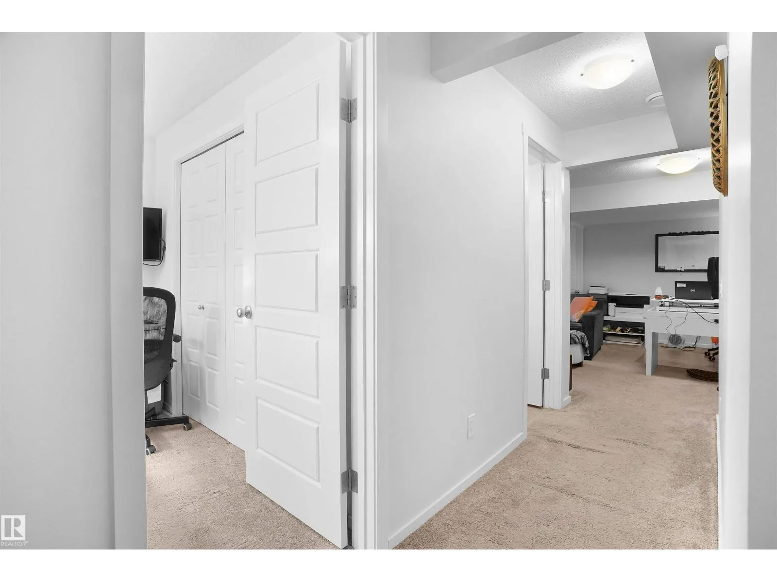 #39 6004 ROSENTHAL WY NW