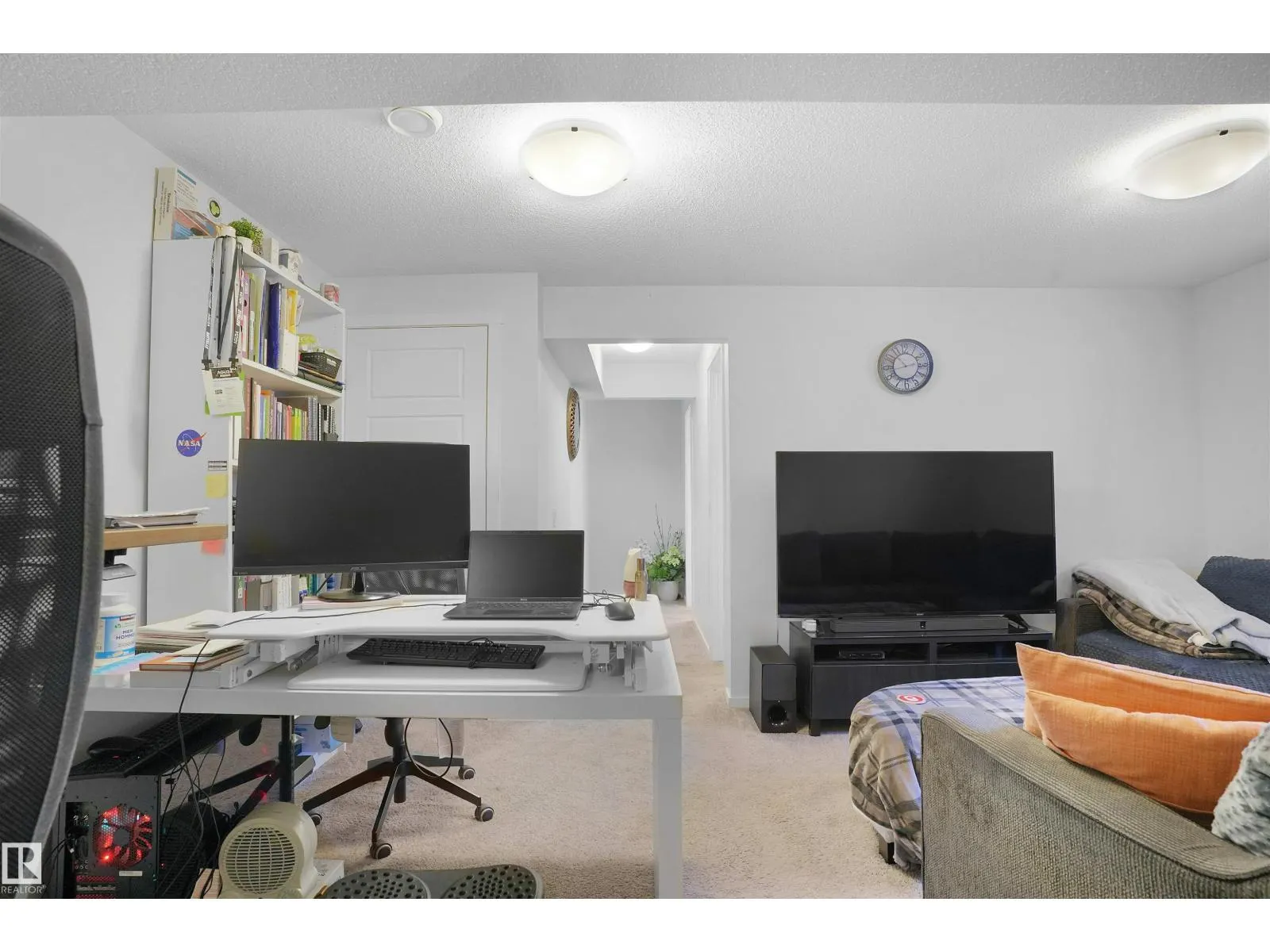 #39 6004 ROSENTHAL WY NW