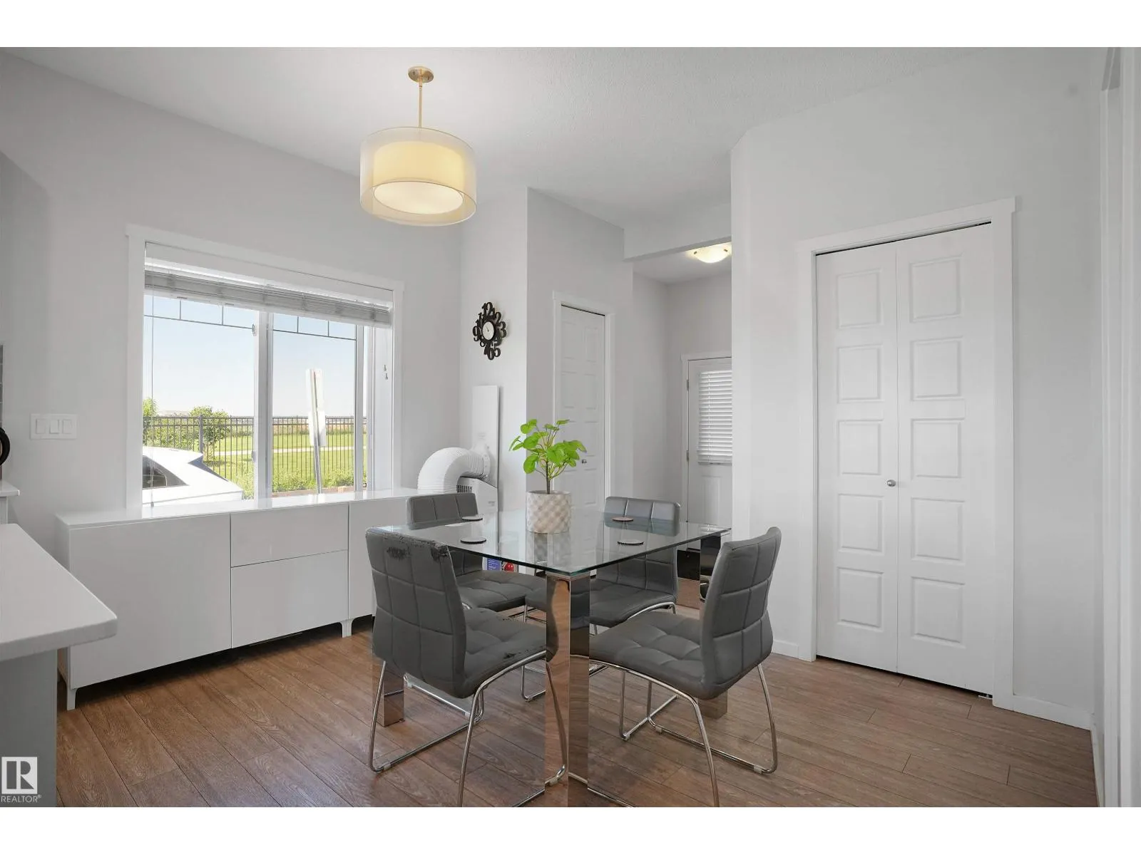 #39 6004 ROSENTHAL WY NW