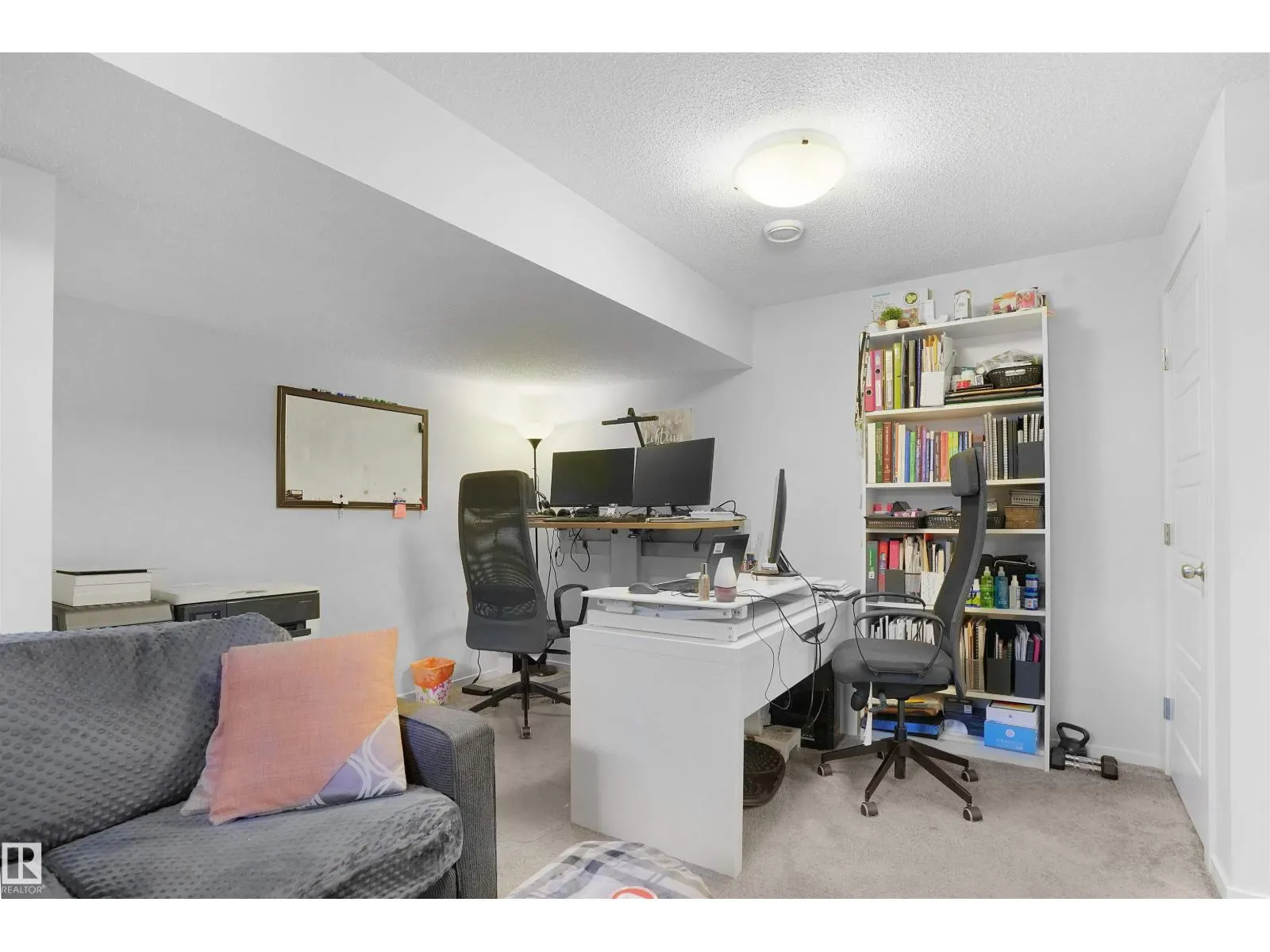 #39 6004 ROSENTHAL WY NW